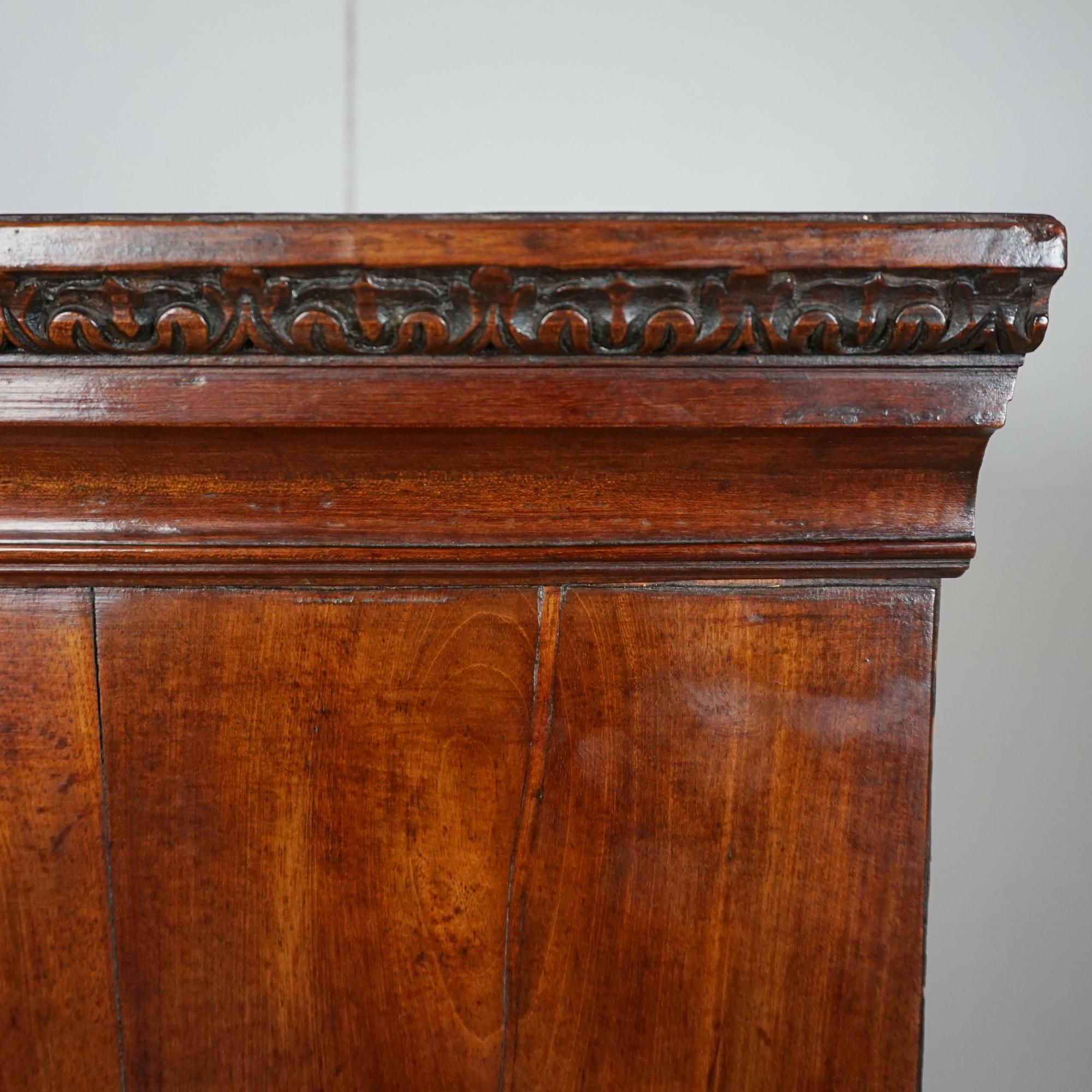A George II Walhut Chest on Stand Circa 1730 For Sale 9