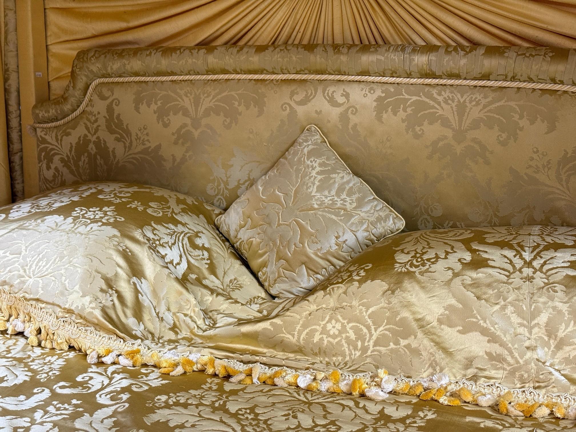 Letto a baldacchino in legno dorato di George III, 1880 circa in vendita 6