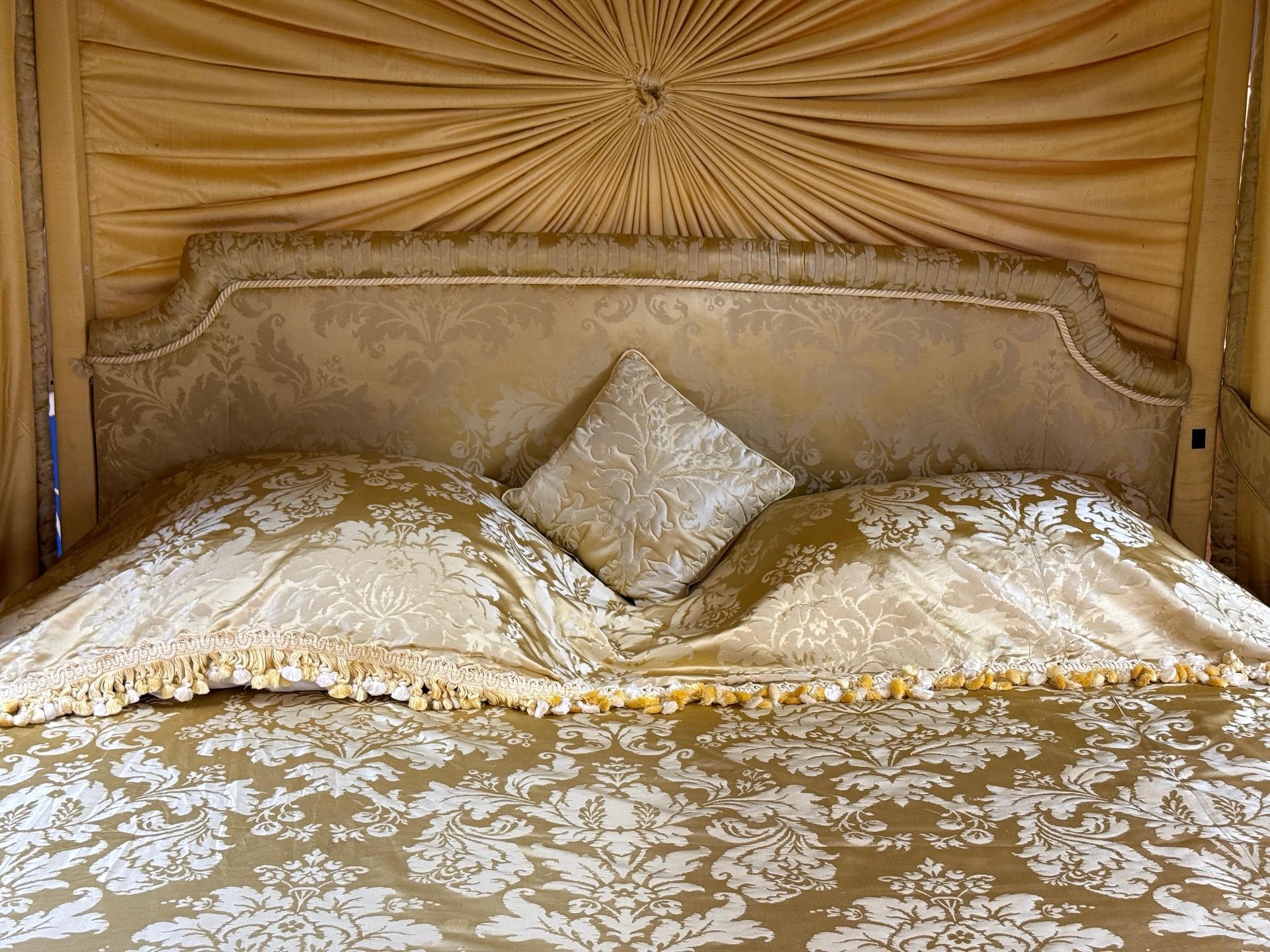 Letto a baldacchino in legno dorato di George III, 1880 circa in vendita 7