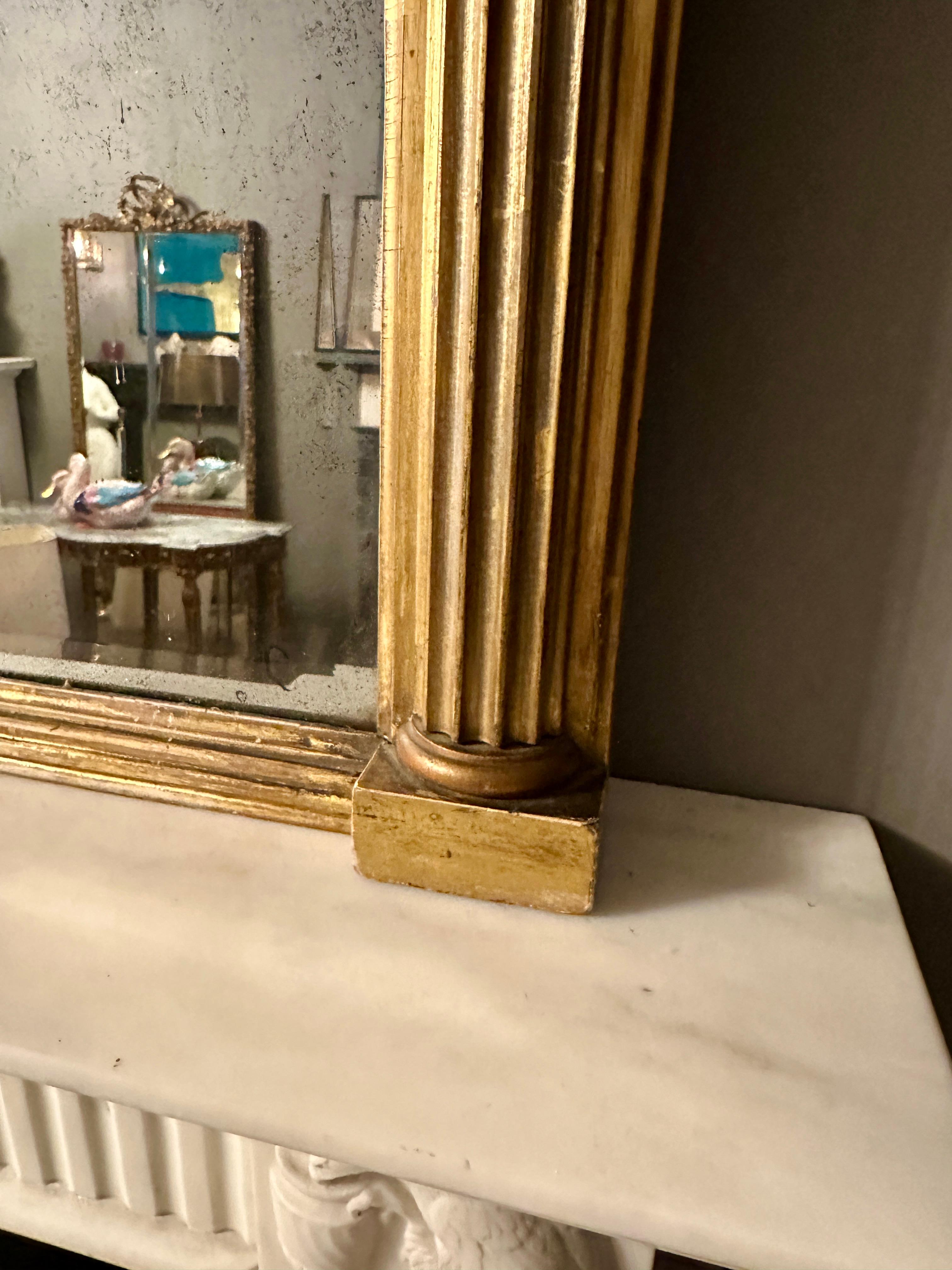Miroir à trumeau en or doré de George III en vente 4