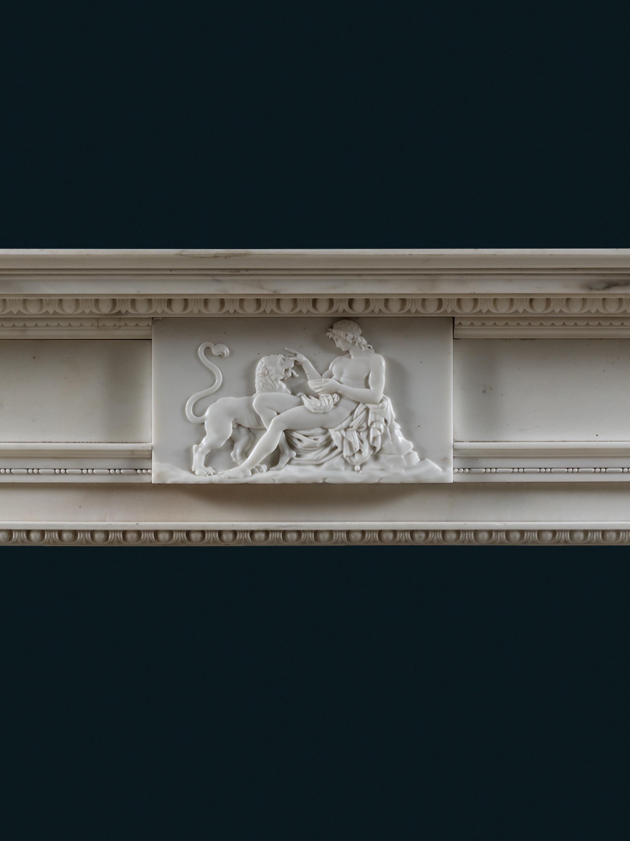 Provenance: Stair & Company, Inc. New York, NY, private collection, gifted to Telfair Museums, c. 1977.

The elegant moulded breakfront shelf with an egg and dart and a beaded motifs, supported by a frieze ending with cornernblock, carved in high