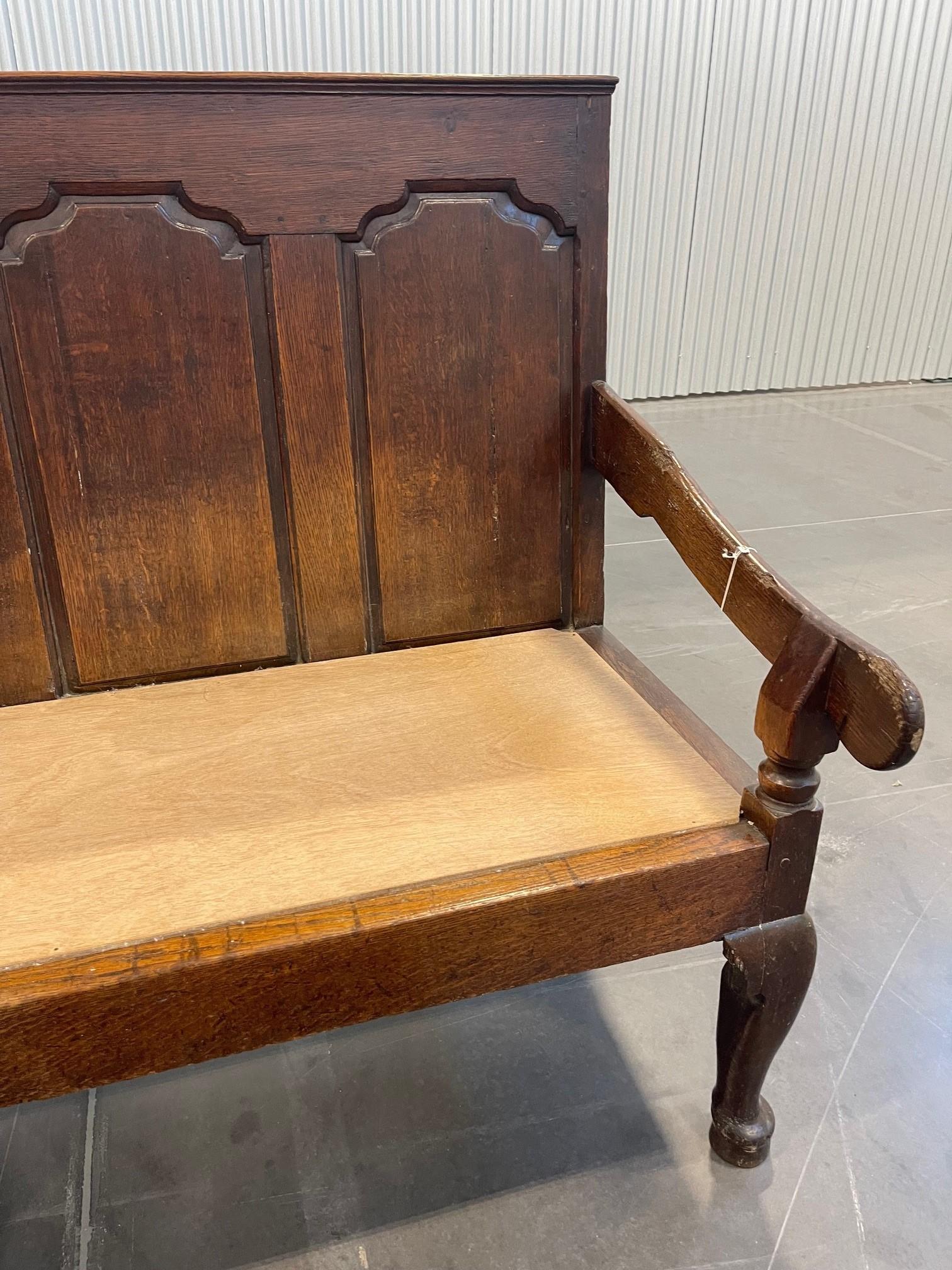 A George III Lancastrian Oak Panel Back Settle For Sale 7