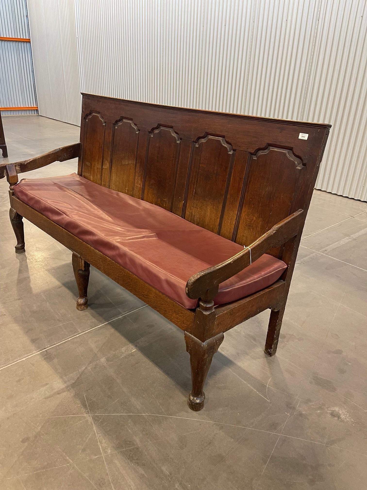 A George III Lancastrian Oak Panel Back Settle In Fair Condition For Sale In Flower Mound, TX