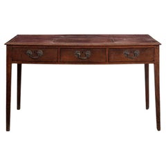 Mesa de escritorio de caoba y cuero rojo Jorge III
