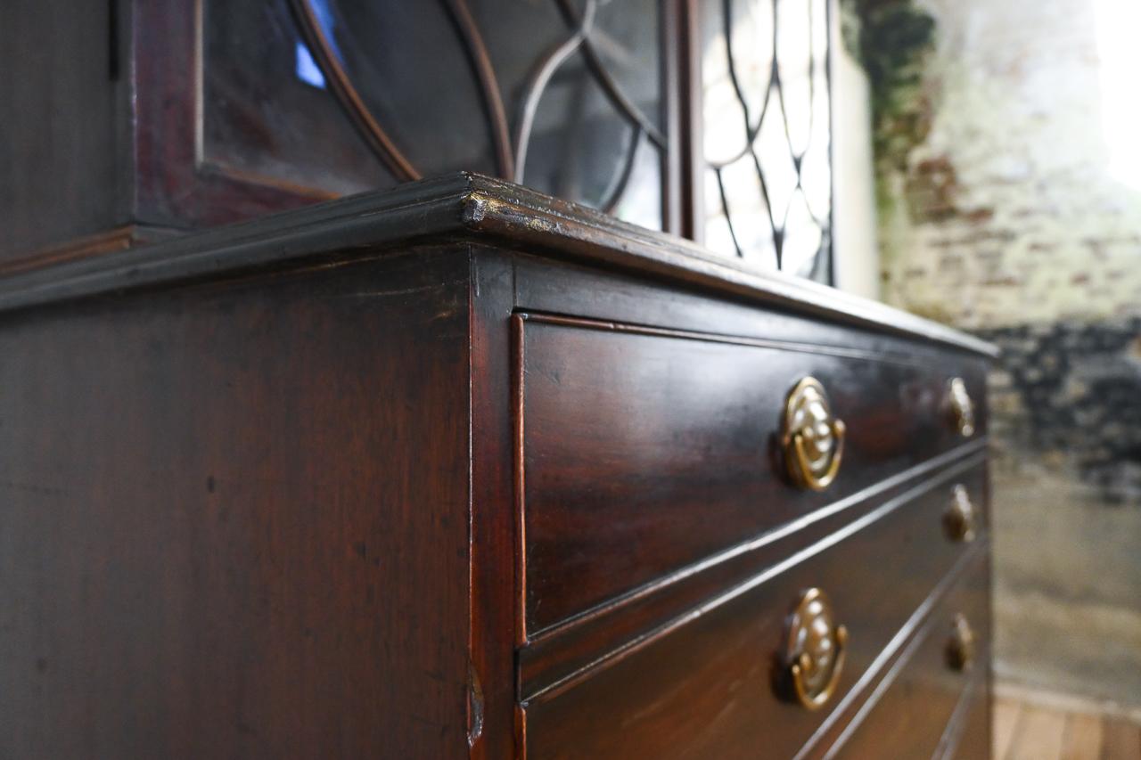 George III Mahogany Astral Glazed Secretaire Bookcase In Fair Condition For Sale In Basingstoke, Hampshire