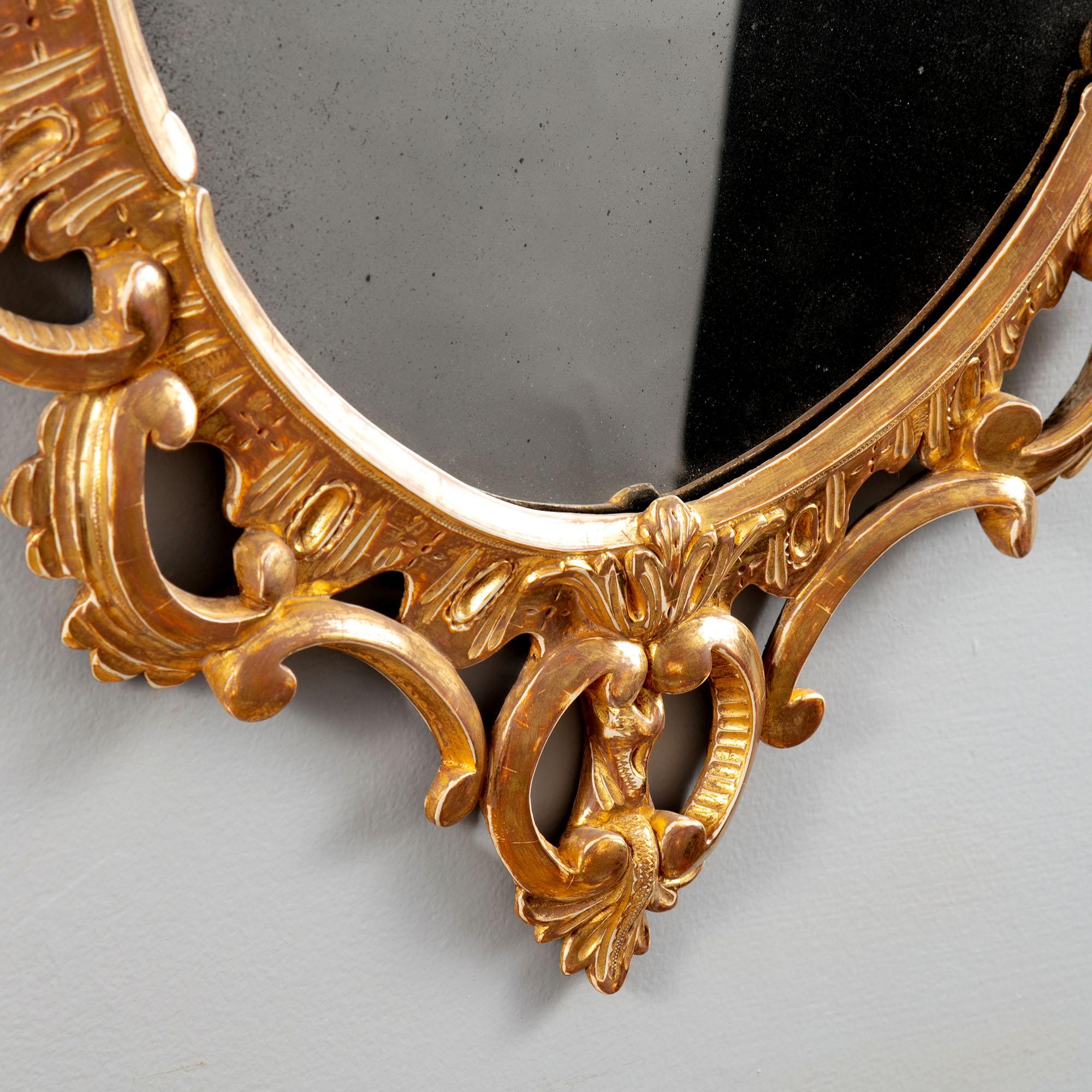 George III Rococo Water Gilt Oval Mirror In Good Condition In London, by appointment only