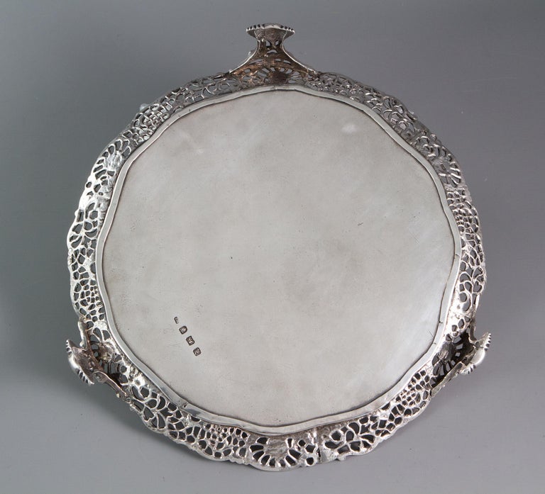 English George III Shaped Circular Salver, Walter Tweedie London, 1766 For Sale