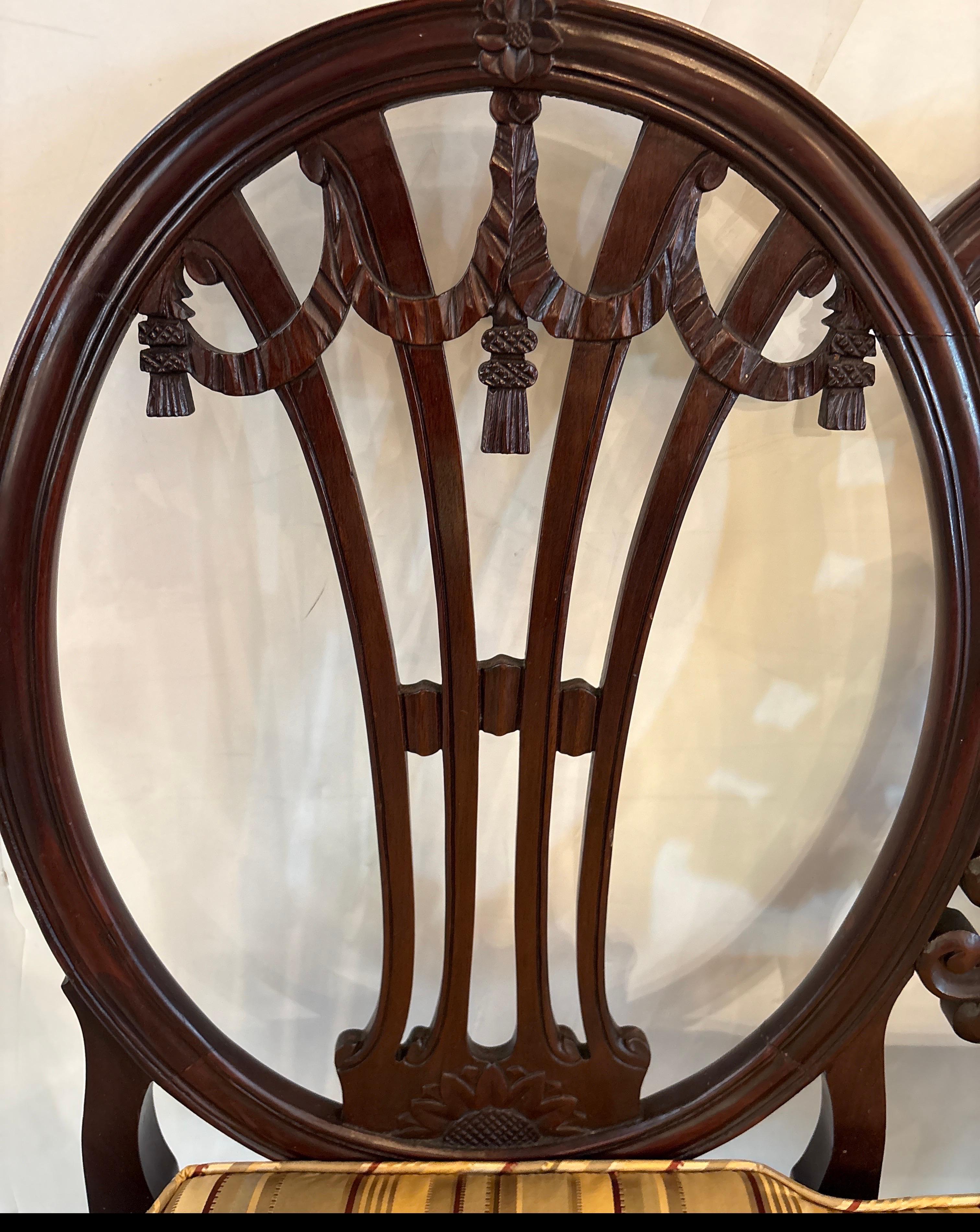 American A George III Style Hand Carved Mahogany Settee, Late 19th Century For Sale