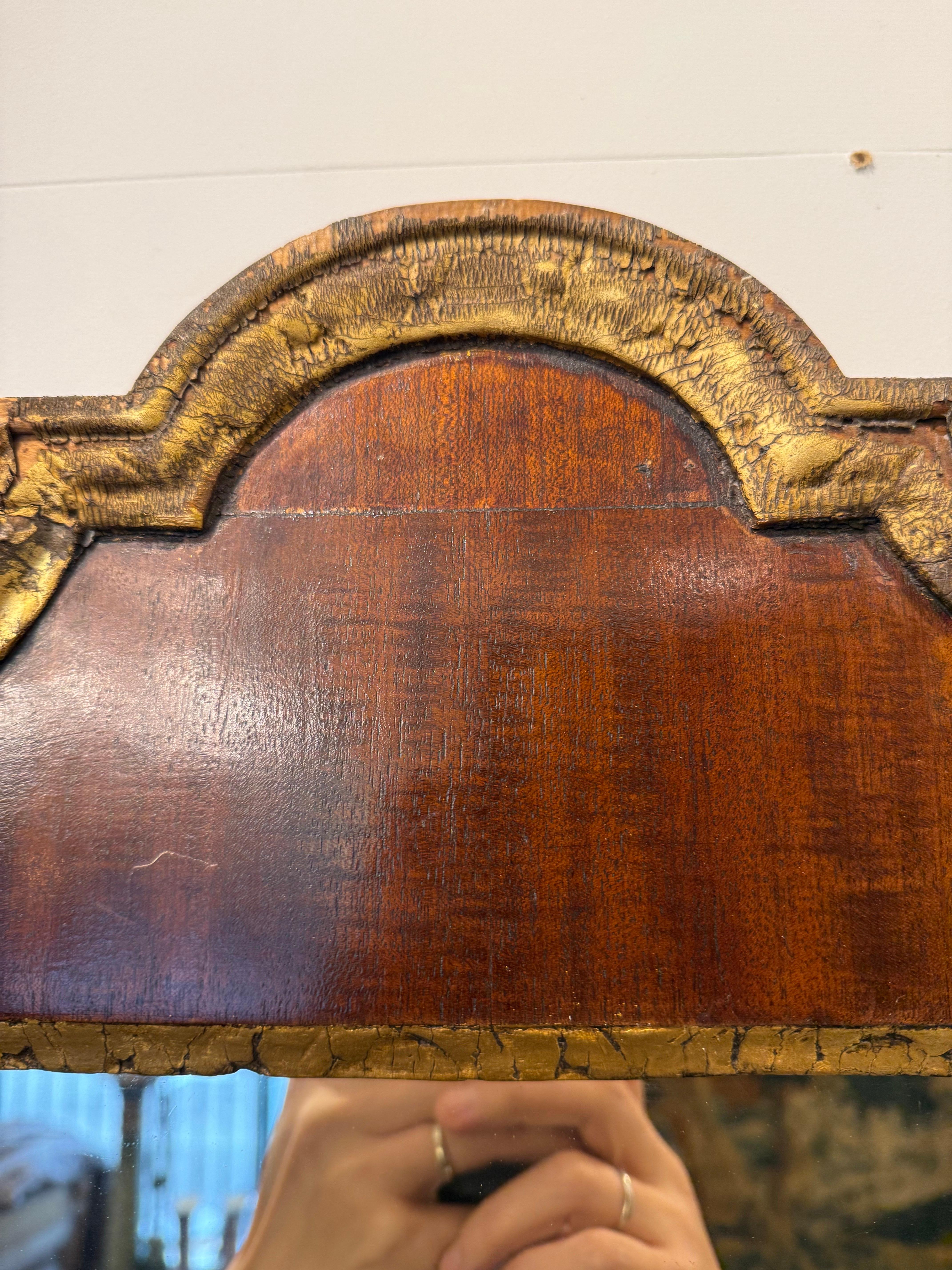 Dorato Specchio da parete in legno dorato di Giorgio III, fine del XVIII secolo in vendita