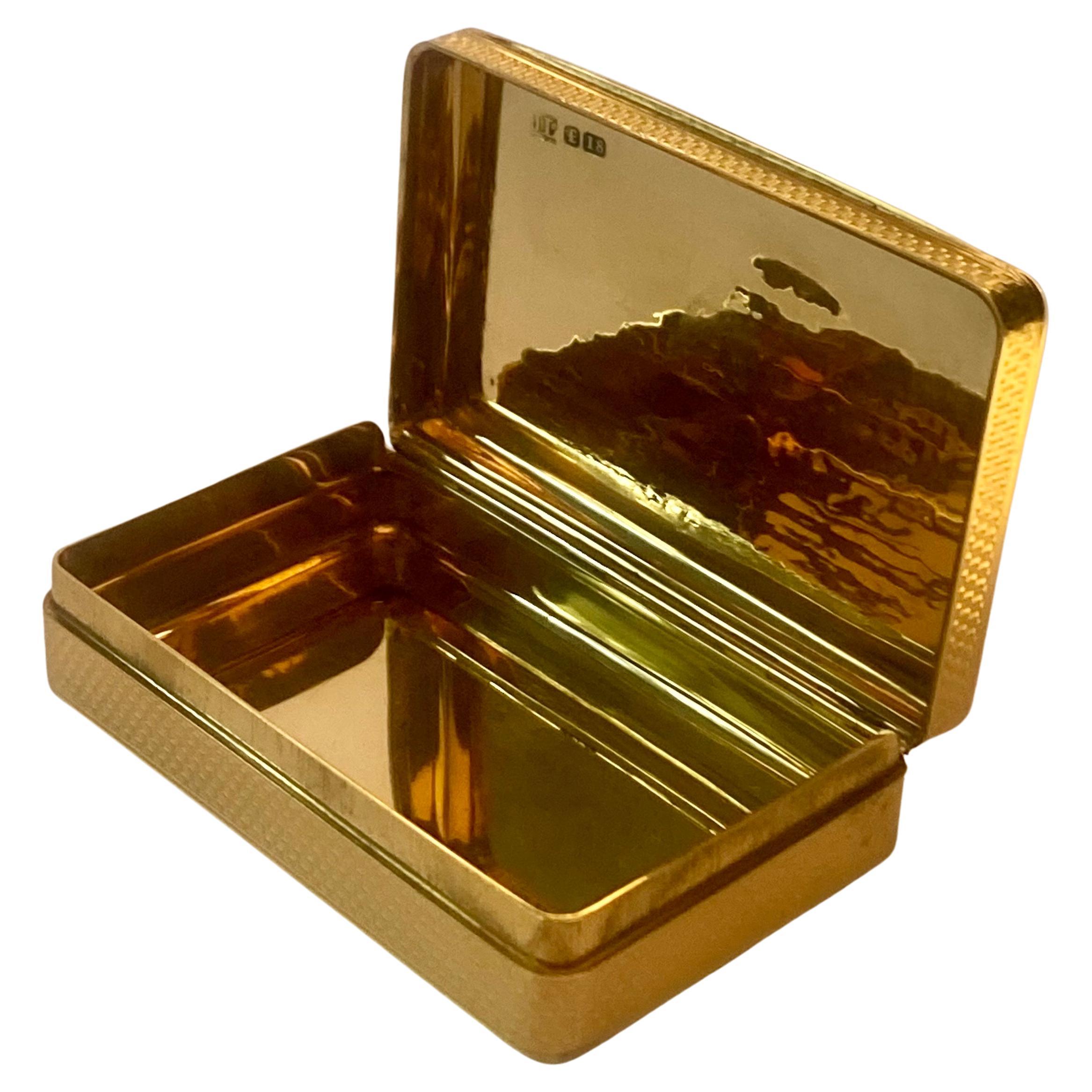 Women's or Men's A George IV 18ct gold rectangular snuff box by John Linnet, London Circa 1821
