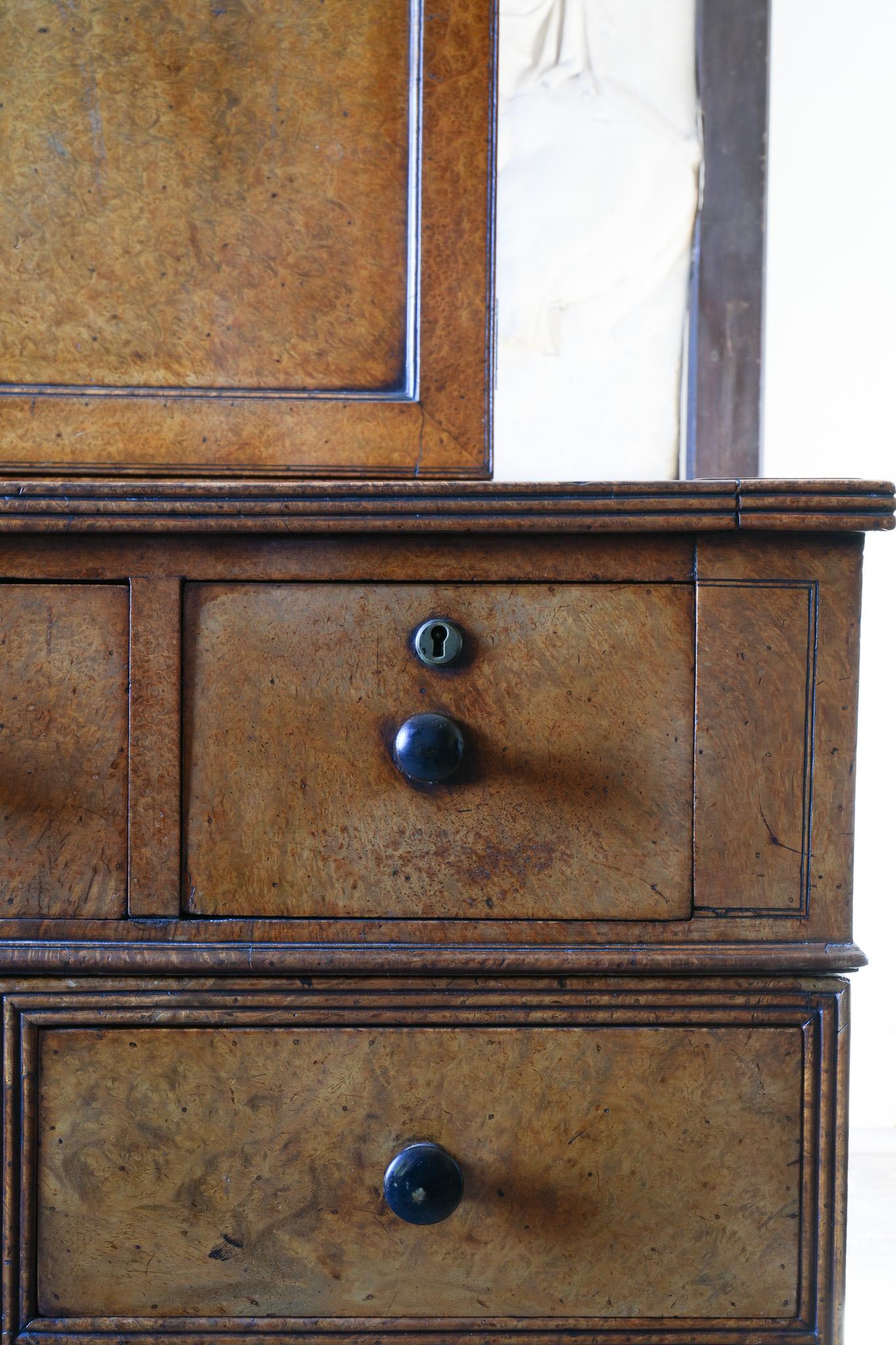 A George IV Chinese Amboyna Desk For Sale 4