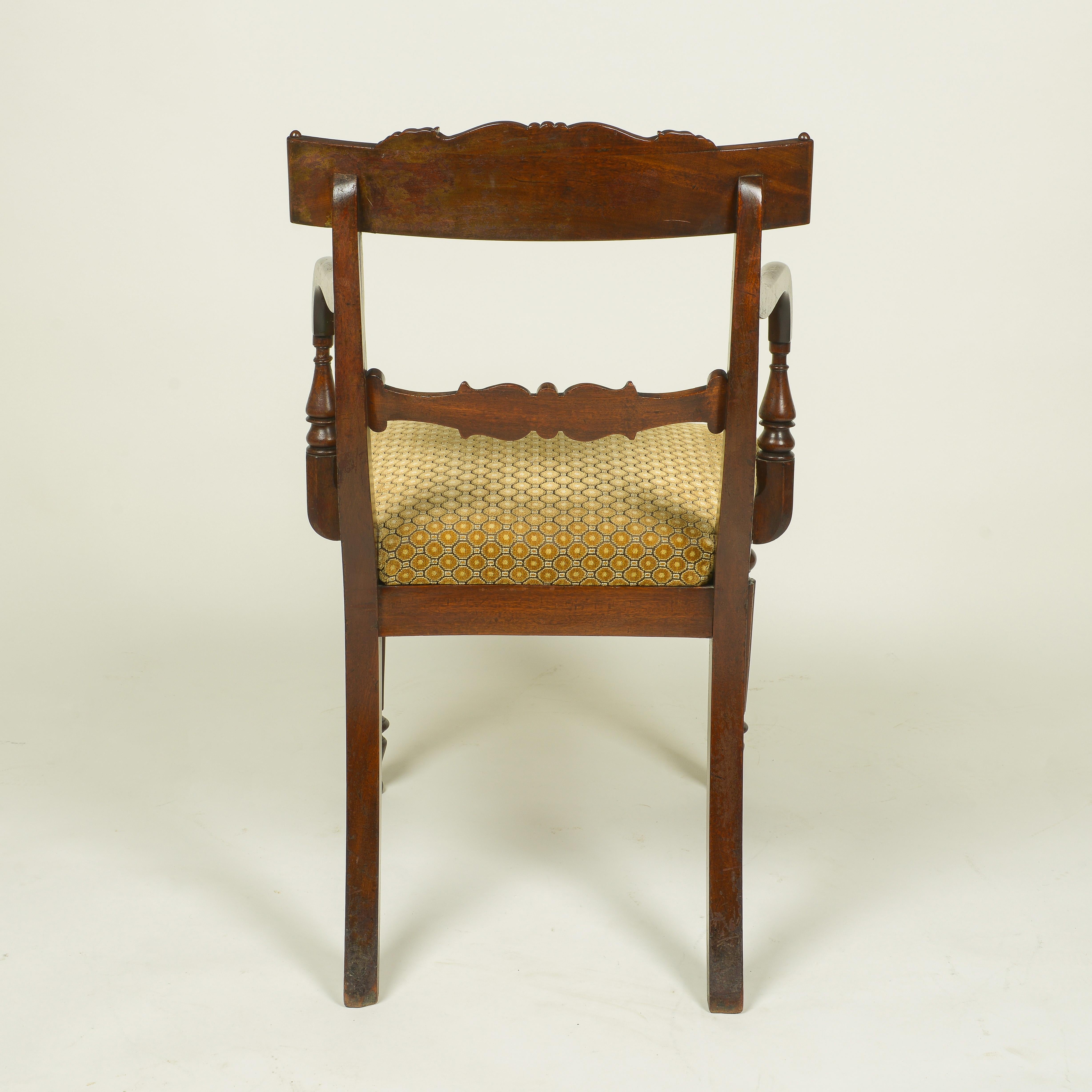 Mid-19th Century George IV Mahogany Armchair For Sale
