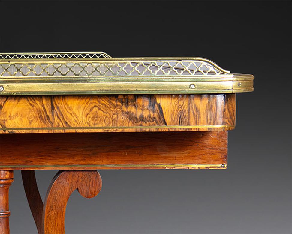 George IV Rosewood Writing Table In Good Condition For Sale In Dublin, GB
