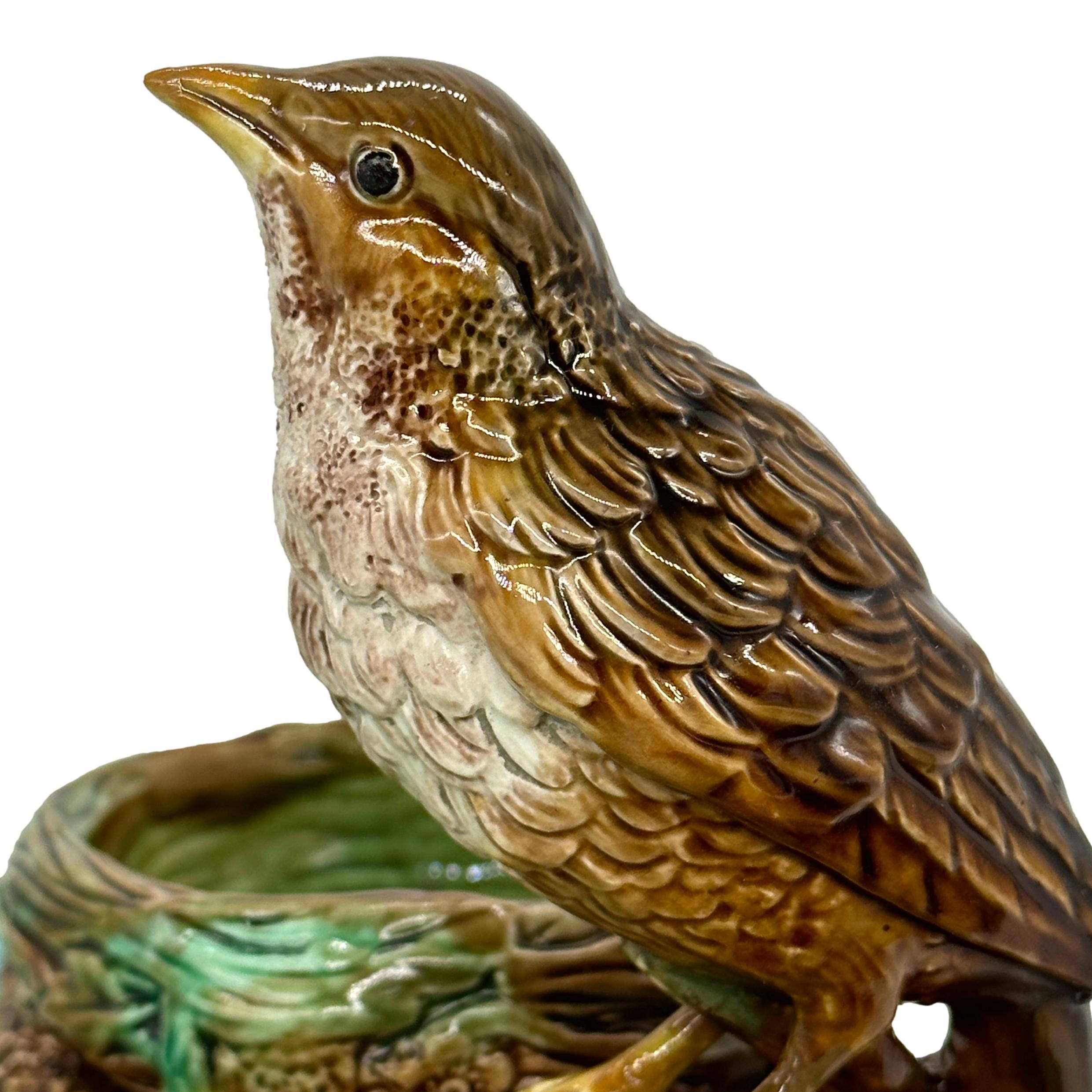 George Jones Majolica Strawberry Server Mounted by a Bird, English, circa 1870 For Sale 5