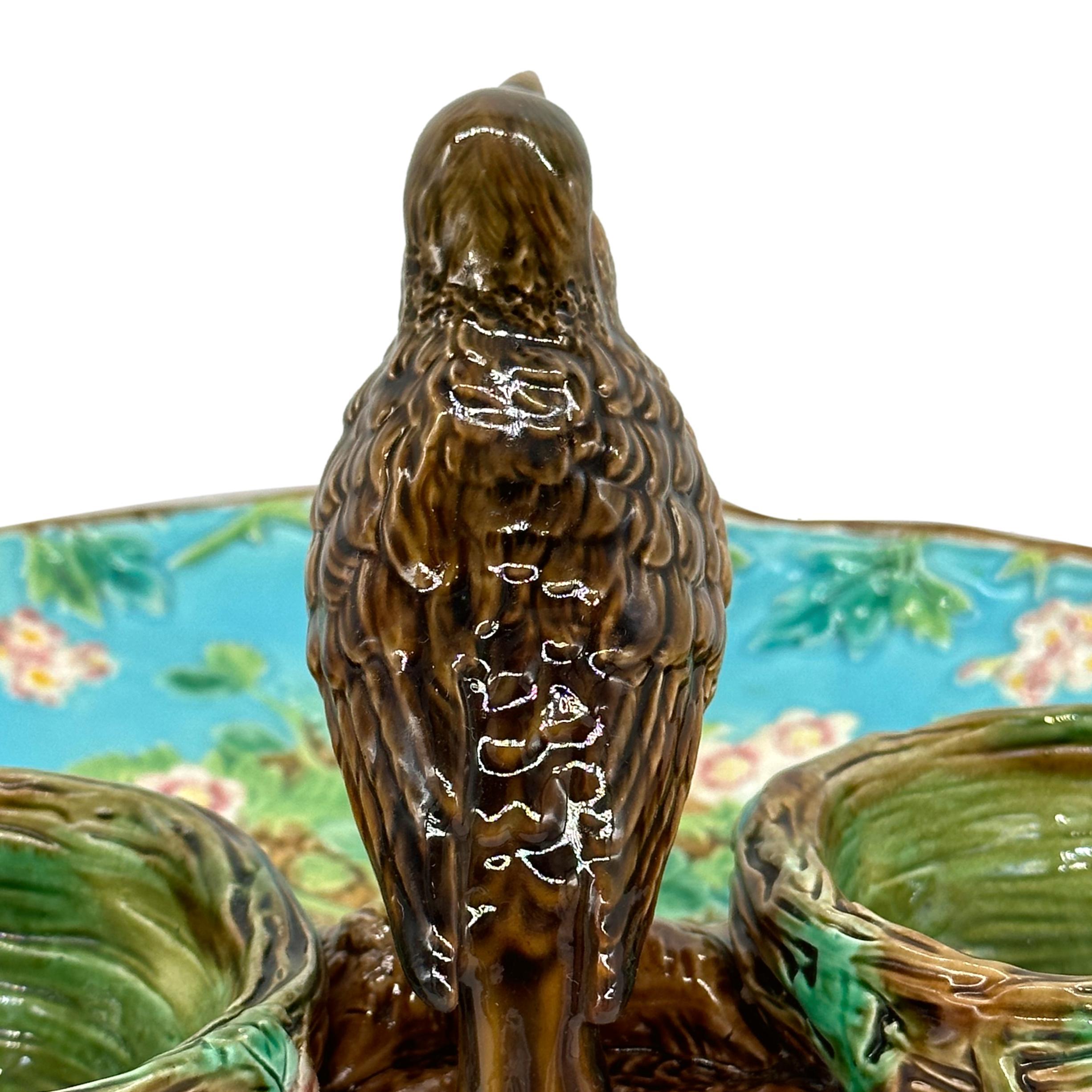 George Jones Majolica Strawberry Server Mounted by a Bird, English, circa 1870 For Sale 6