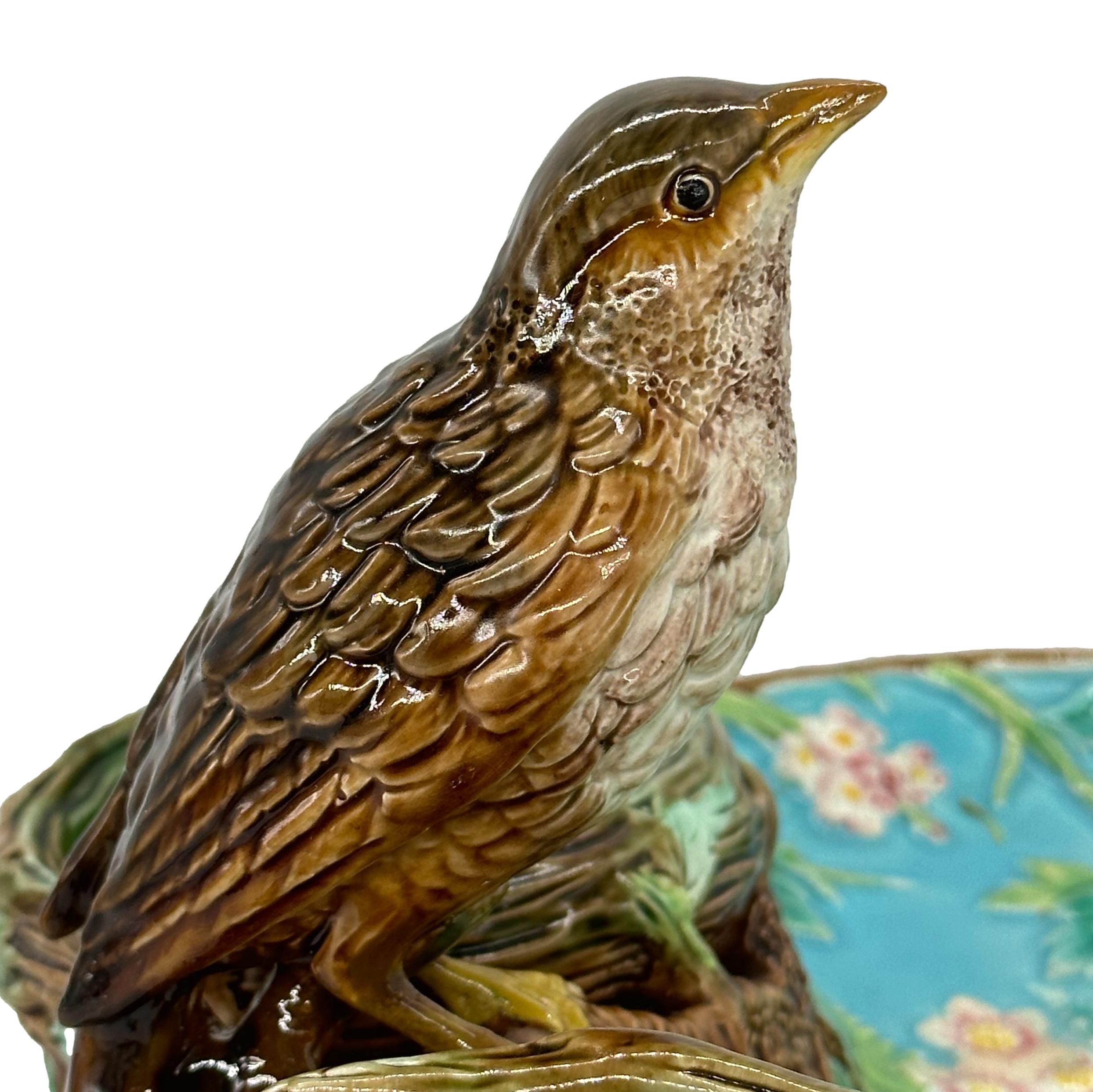 George Jones Majolica Strawberry Server Mounted by a Bird, English, circa 1870 For Sale 7