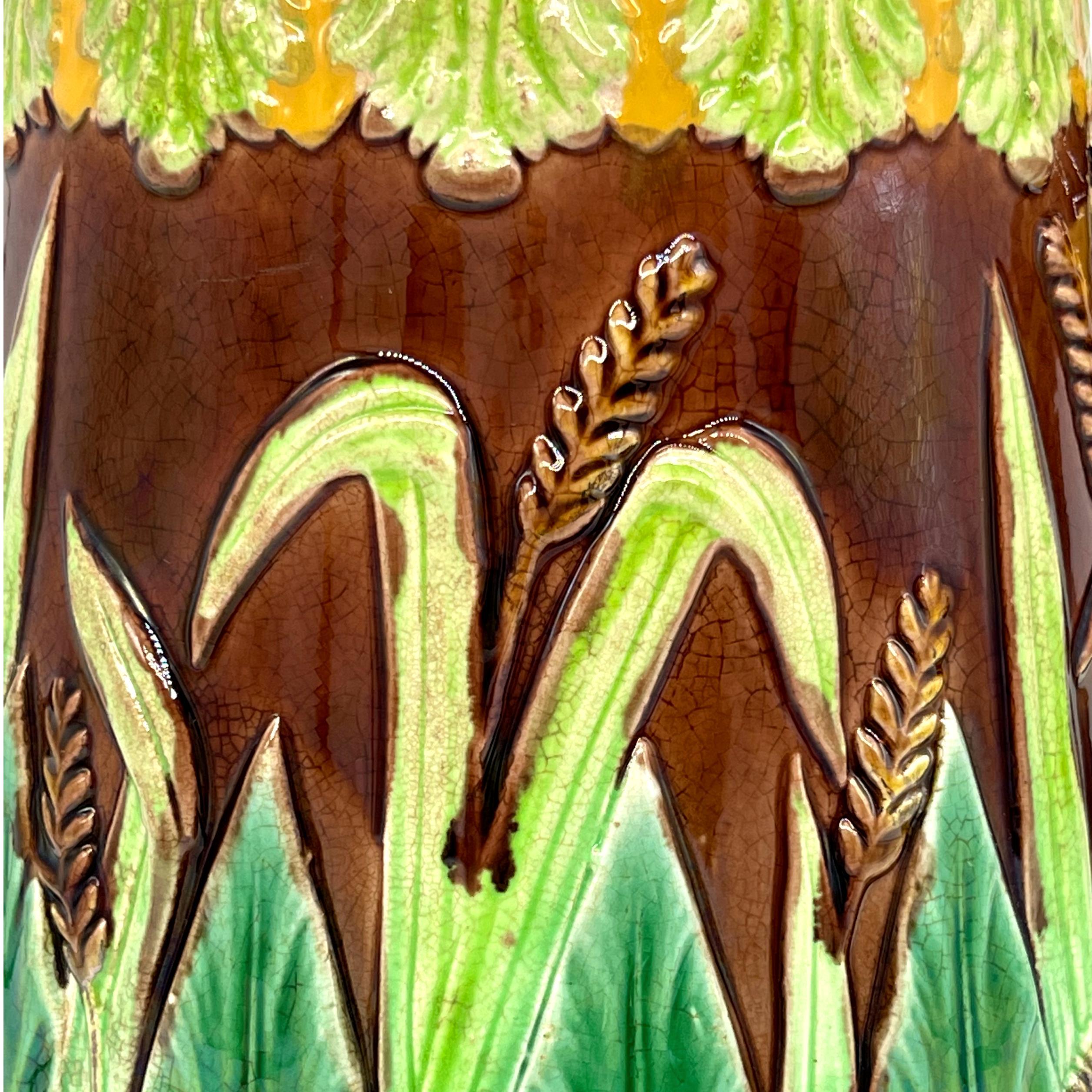 Pichet à blé en majolique George Jones avec feuilles d'acanthe vertes, vers 1875 en vente 4