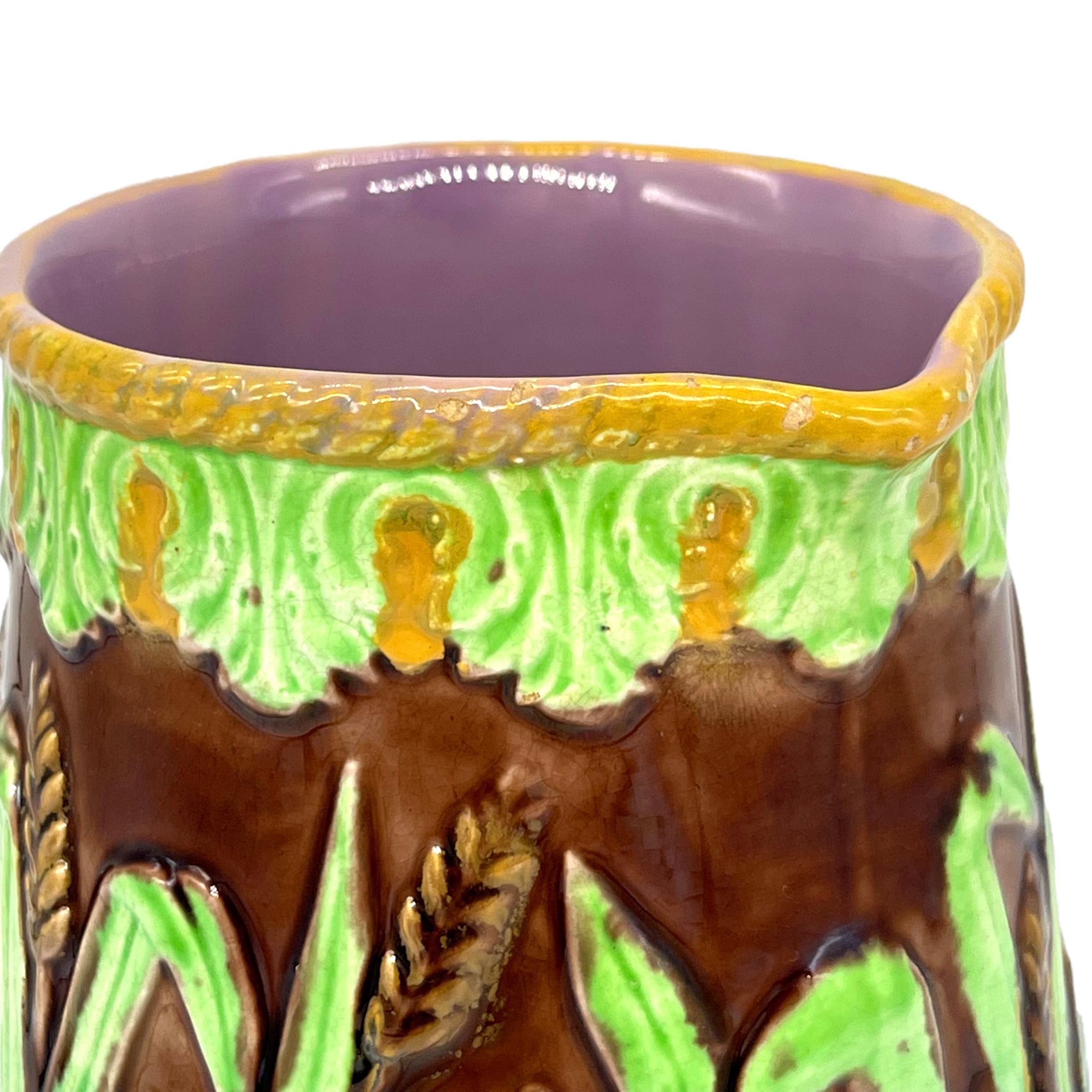 George Jones Majolica Wheat Pitcher with Green Acanthus Leaves, Ca. 1875 For Sale 5