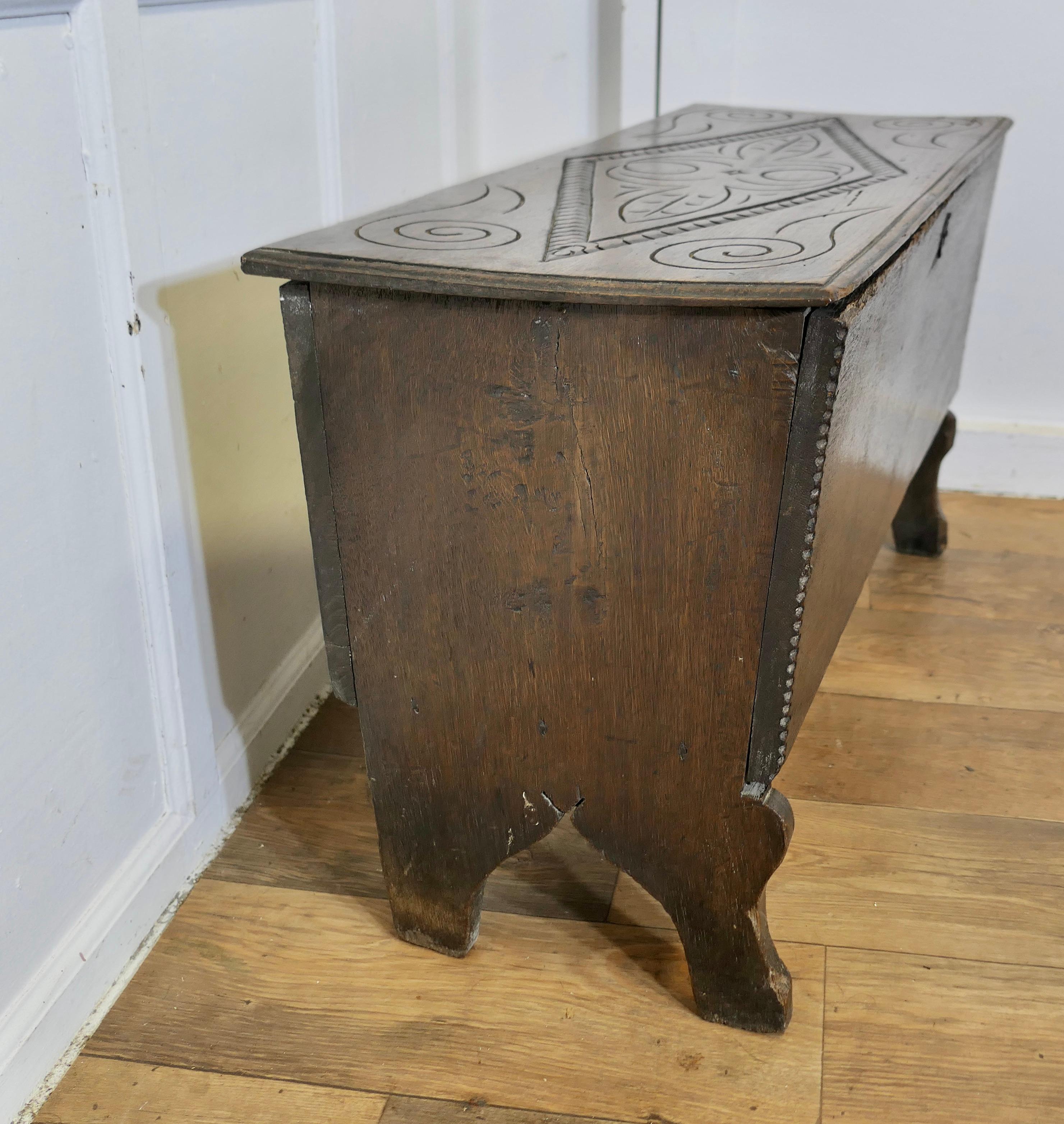 Un forziere georgiano a 5 assi in Oak In condizioni buone in vendita a Godshill, Isle of Wight
