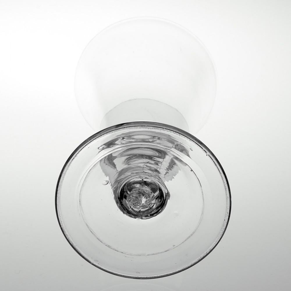 Georgian Baluster Wine Glass, C1725 In Good Condition For Sale In Tunbridge Wells, GB