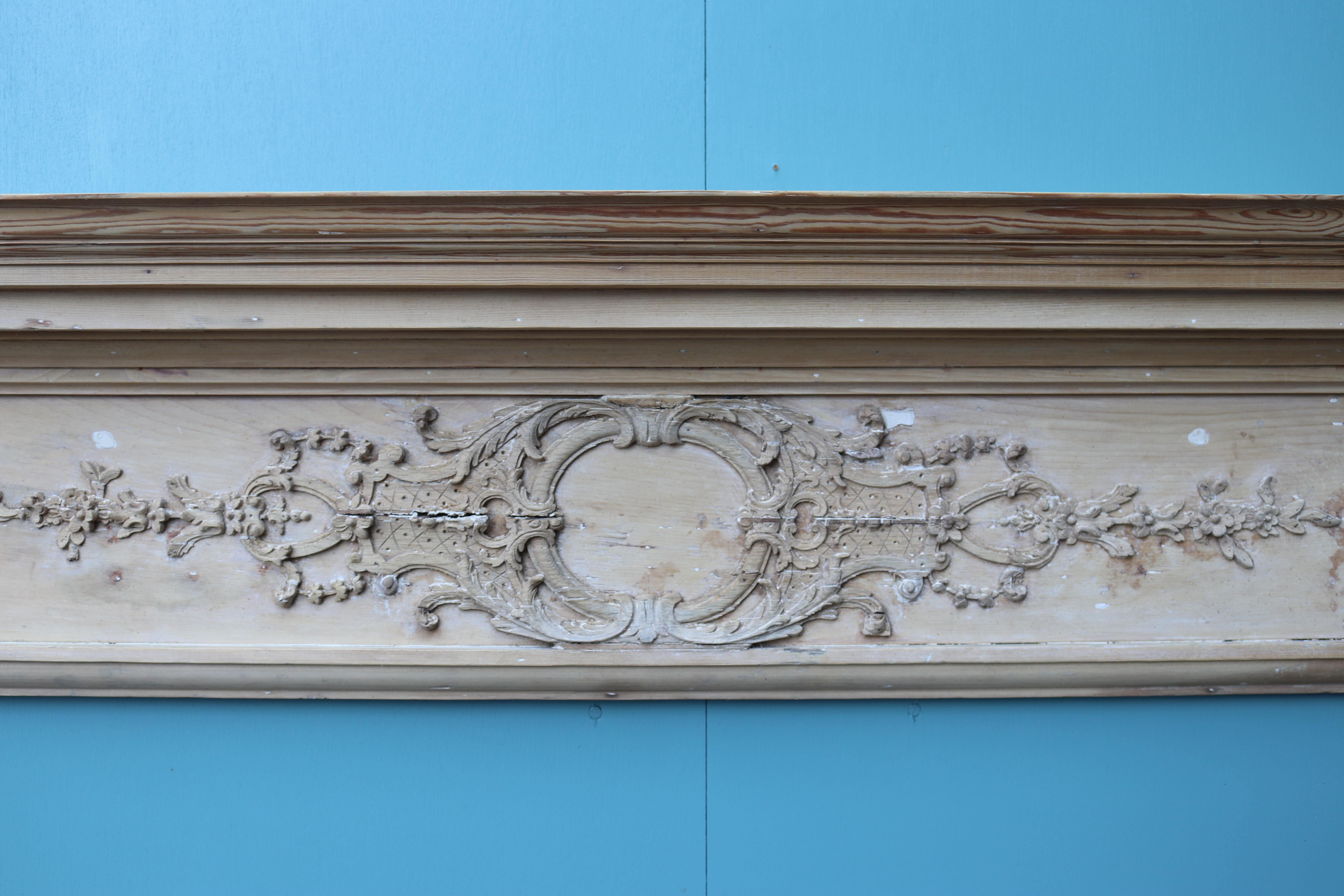 Georgian Carved Fireplace Mantel For Sale 2