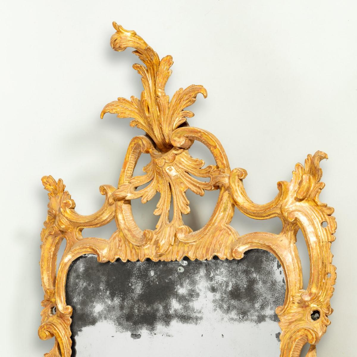 English A Georgian Chippendale period gilt-wood mirror For Sale
