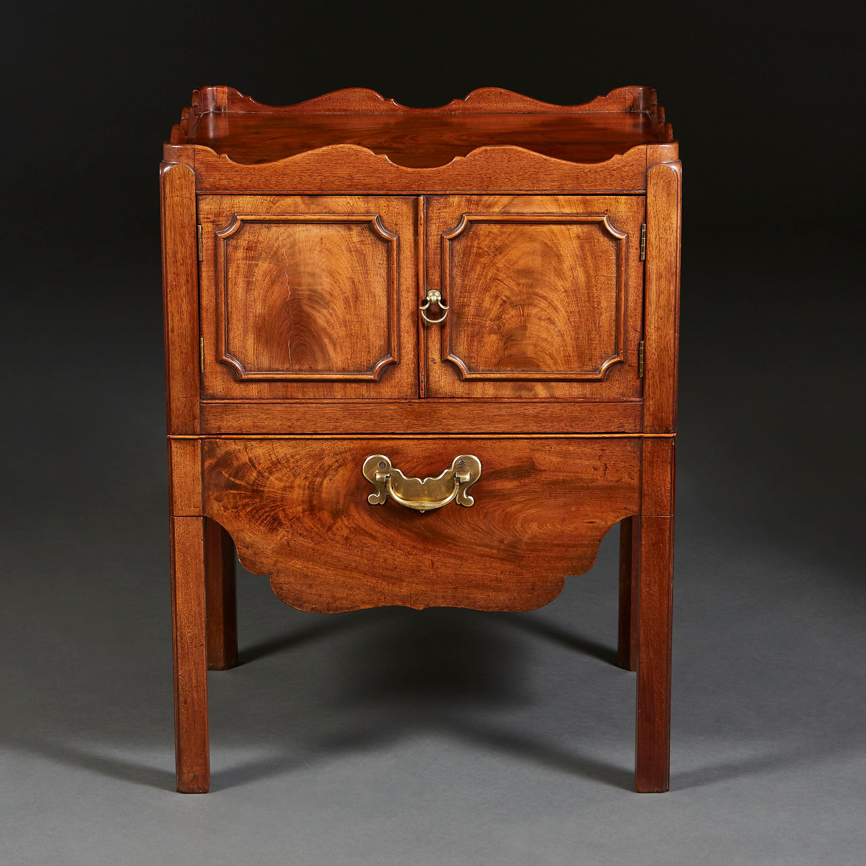 English Georgian Flame Mahogany Wood Bedside Cabinet with Brass Handles