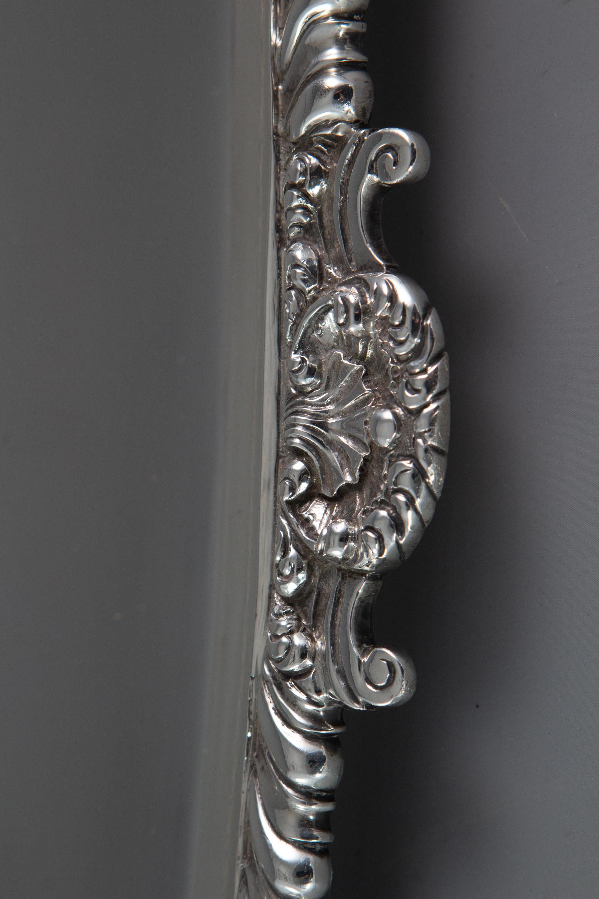 Georgian Irish Silver Tray, James le Bas, Dublin, 1825 In Good Condition In Cornwall, GB