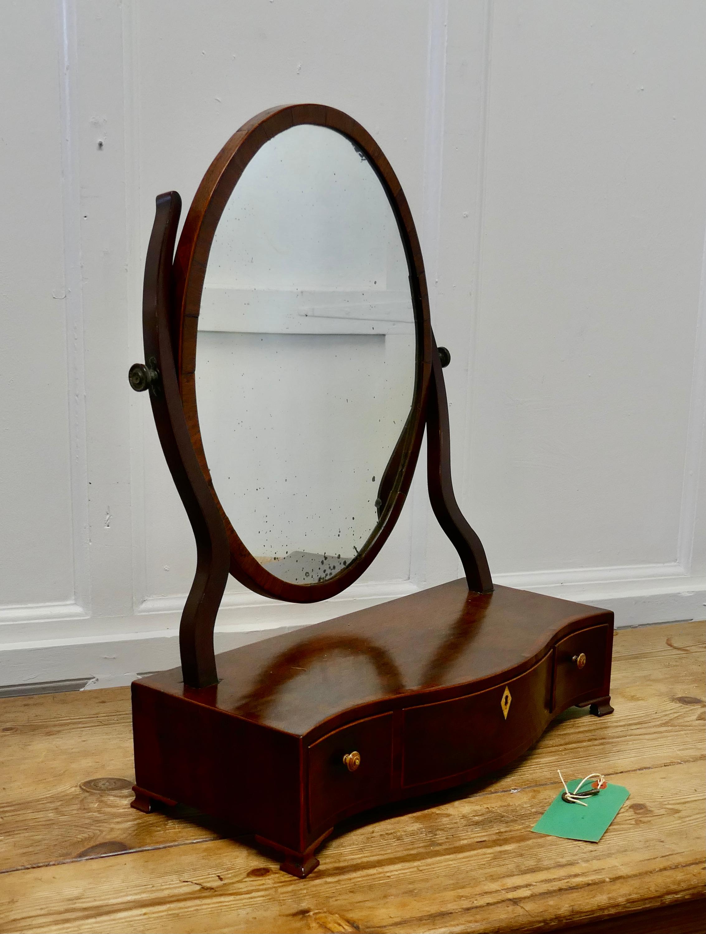 Georgian Mahogany Toilet or Vanity Mirror In Fair Condition For Sale In Chillerton, Isle of Wight