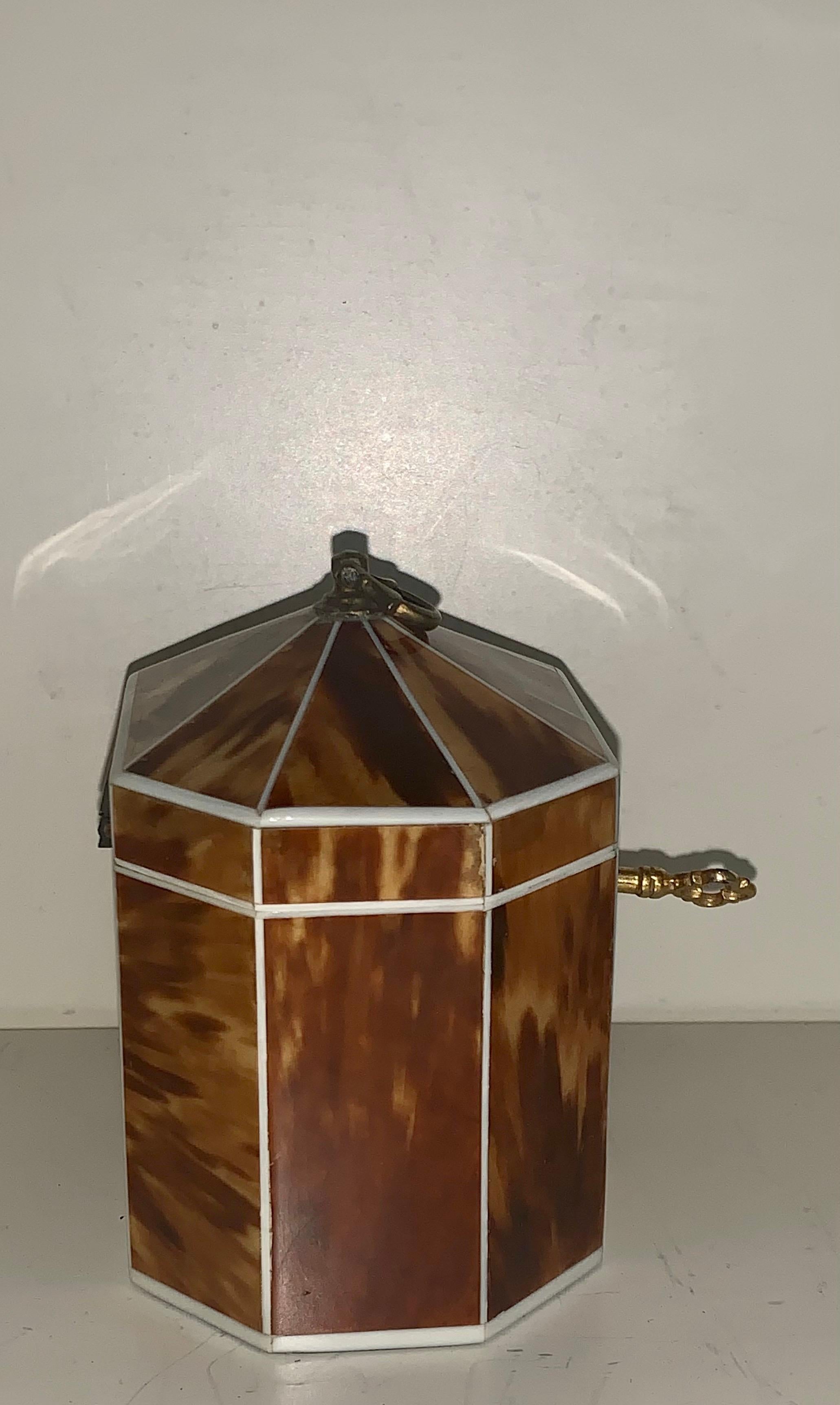 Early 19th Century Georgian Miniature Tent-Top Blonde Tortoiseshell Tea Caddy, of Decagonal Form