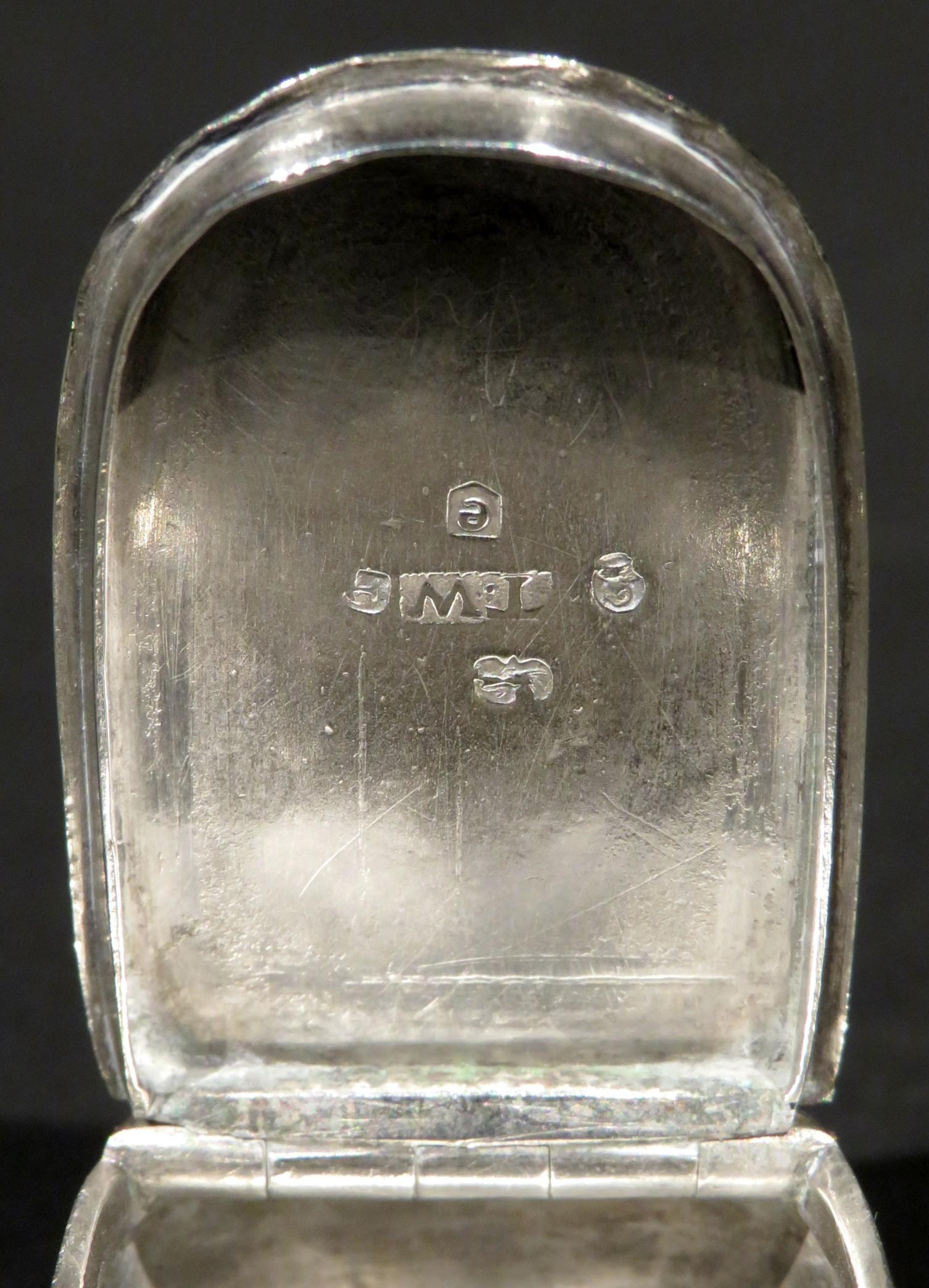 Early 19th Century Georgian Silver Snuff Box by Thomas Willmore, Birmingham 1802 In Good Condition In Ottawa, Ontario