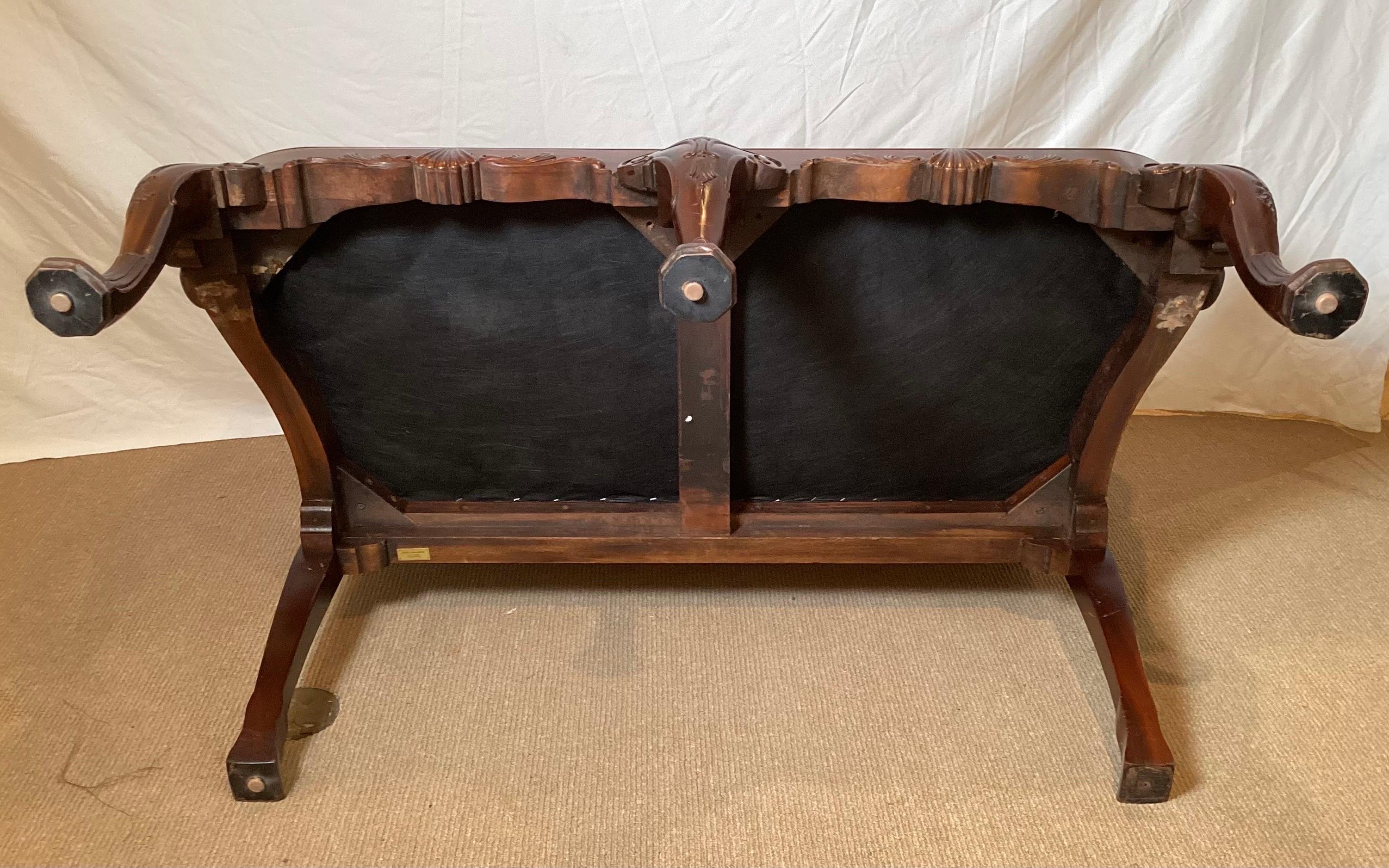 A Georgian Style Mahogany Settee by Maitland Smith  For Sale 5
