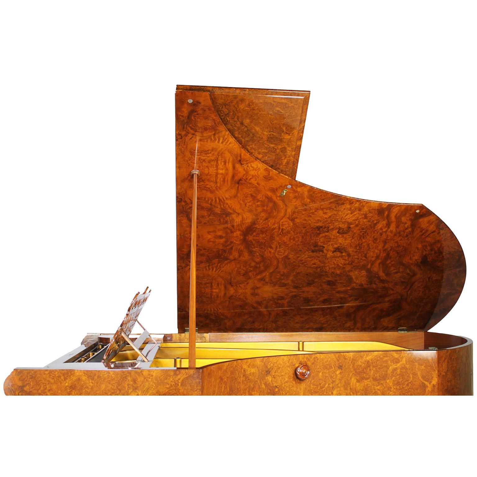 Deutsches Bechstein-Konzert-Grand Piano aus Wurzelnussholz im Louis-XVI.-Stil des 19. Jahrhunderts im Angebot 3