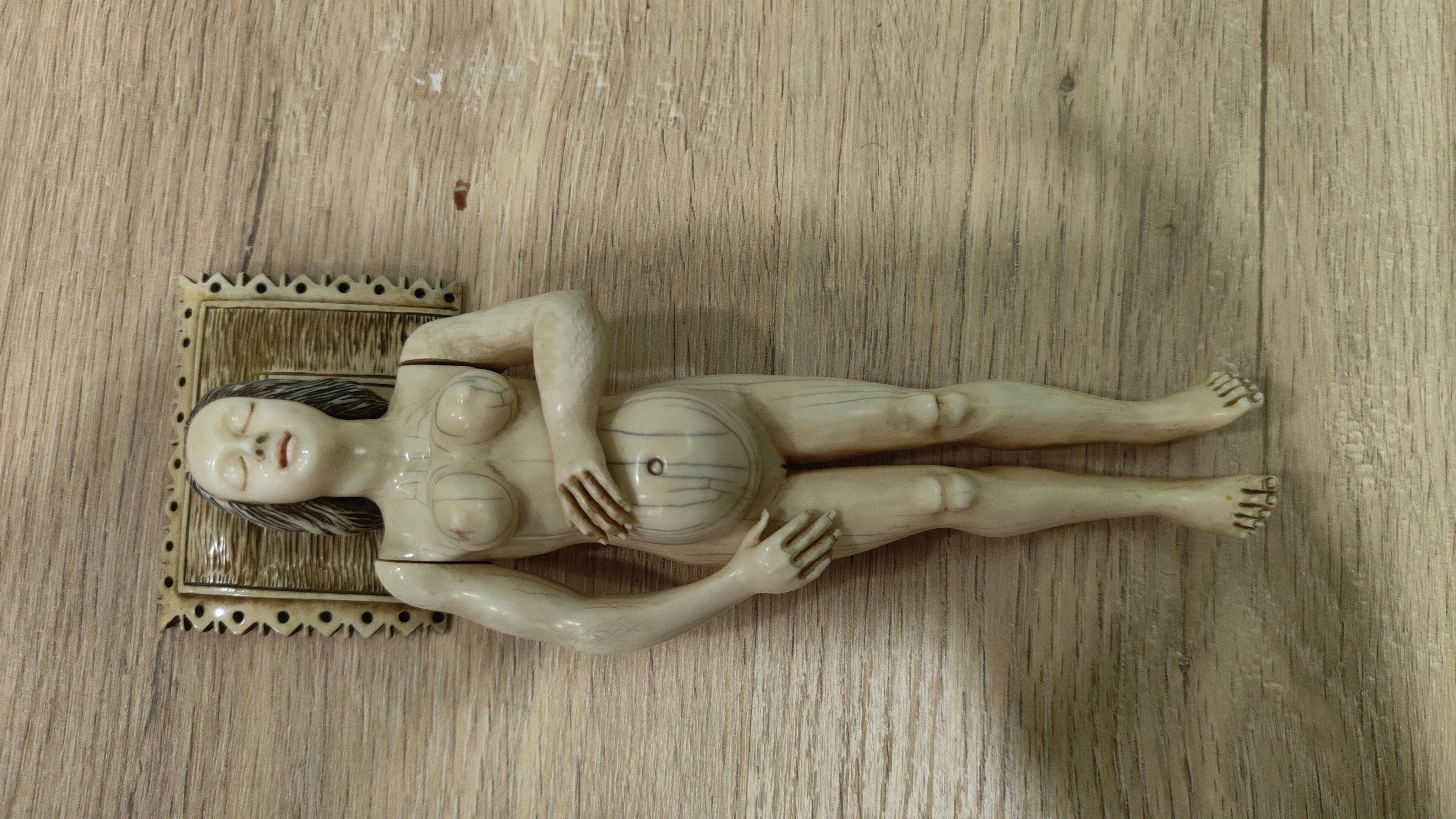 A GERMAN  ANATOMICAL MODEL OF a PREGNANT WOMAN STEPHEN ZICK For Sale 7