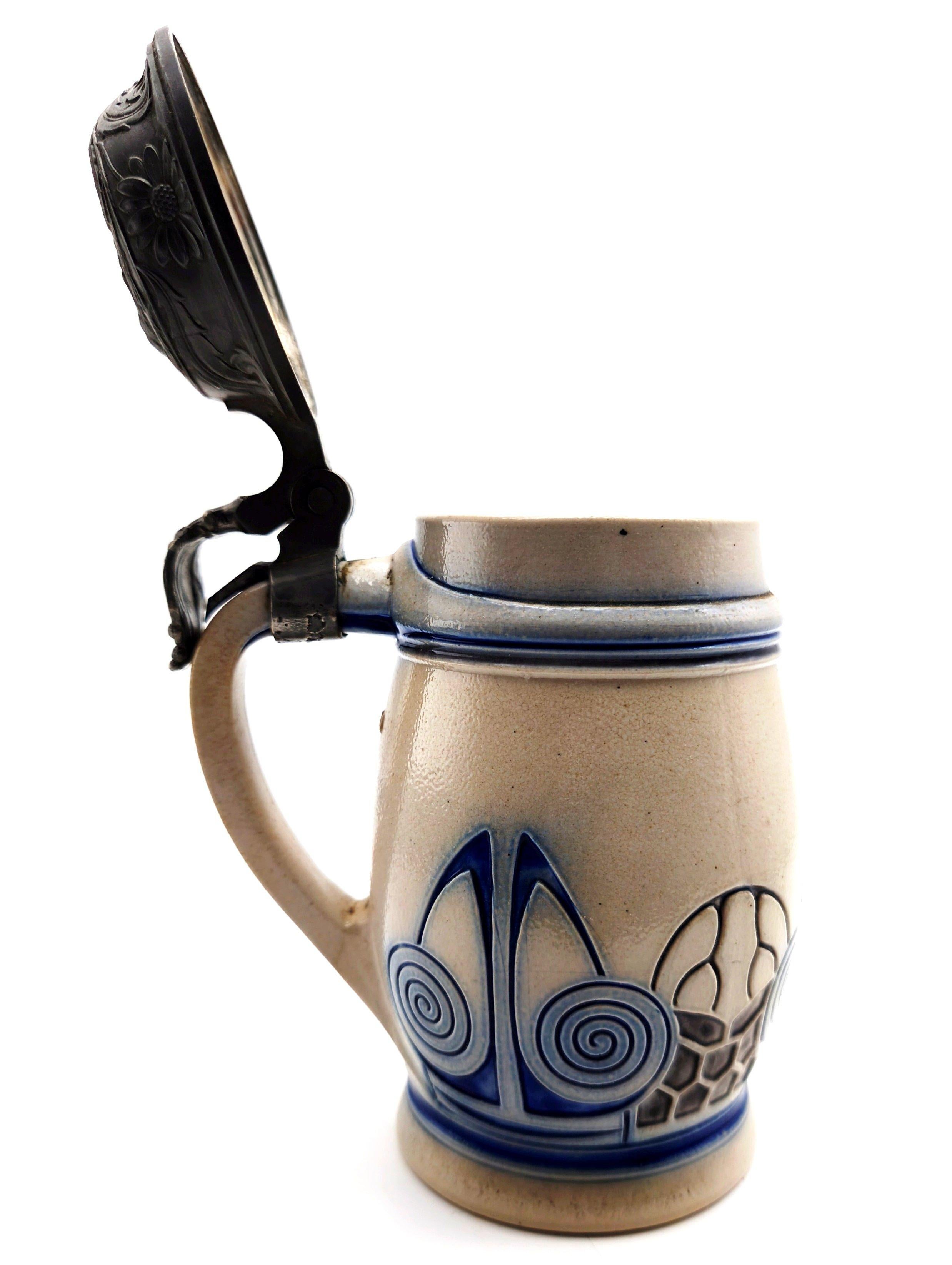 Pewter A German Jugendstil beer tankard by Merkelbach Wick with pewter lid, ca. 1902 For Sale