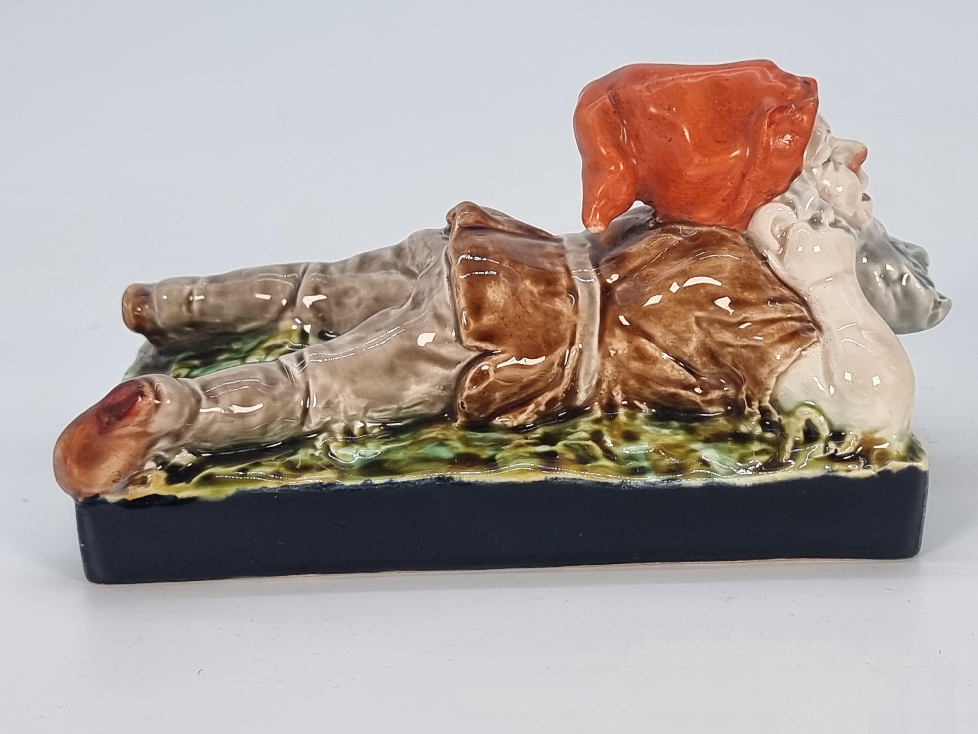 Figura de cerámica mayólica alemana o austriaca de un gnomo, hacia 1880 Mayólica en venta