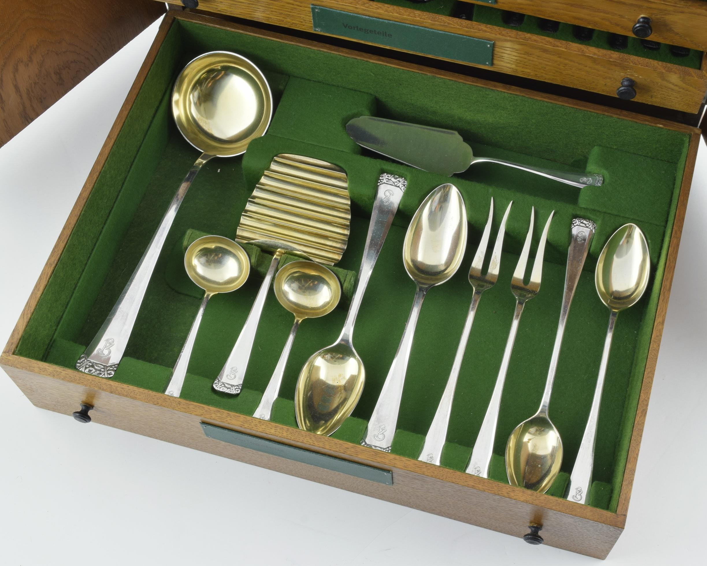 Art Deco A German silver (800 standard) canteen of cutlery for 12 people For Sale