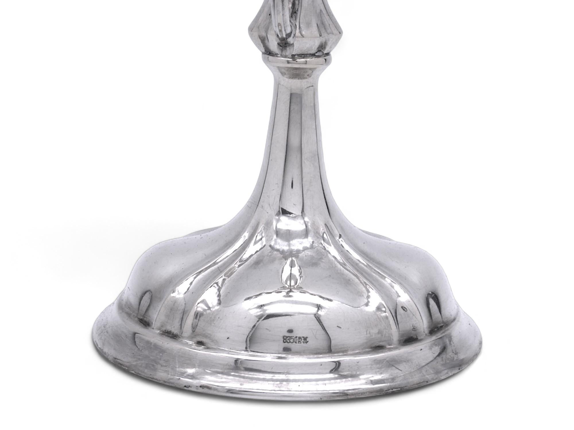 Menorah de Hannukah de plata alemana de Emil Hermann, hacia 1920 Silver