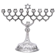 Menorah de Hannukah de plata alemana de Emil Hermann, hacia 1920