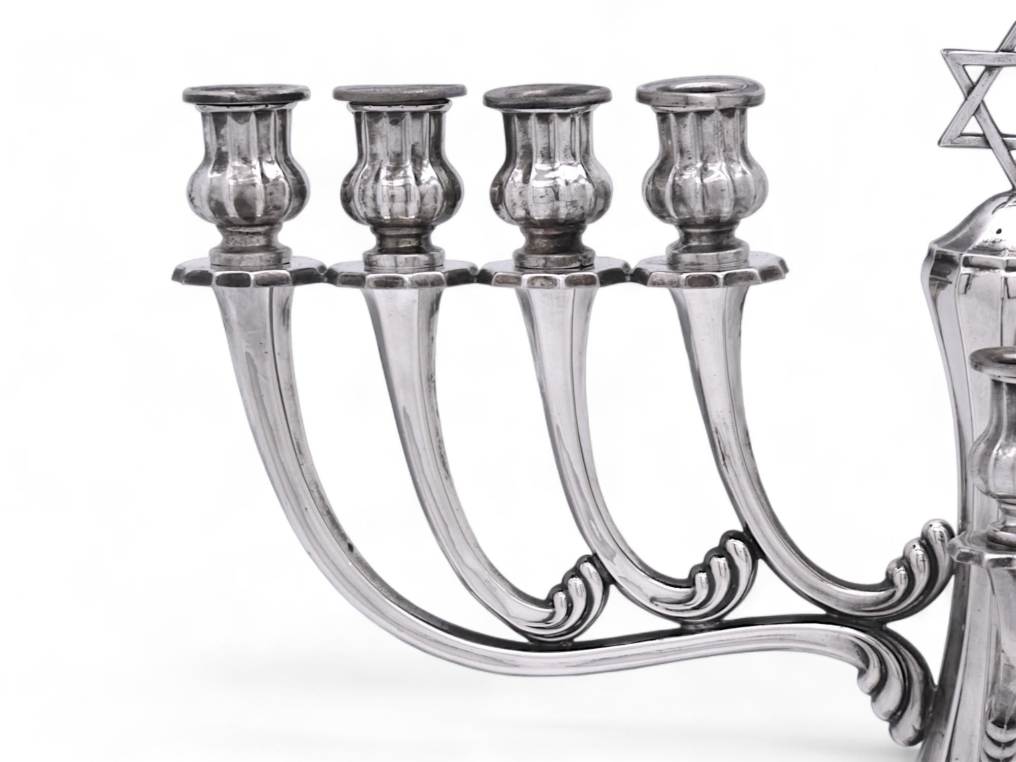 Menorah di Hannukah in argento di Gayer & Krauss, 1920 circa in vendita 1
