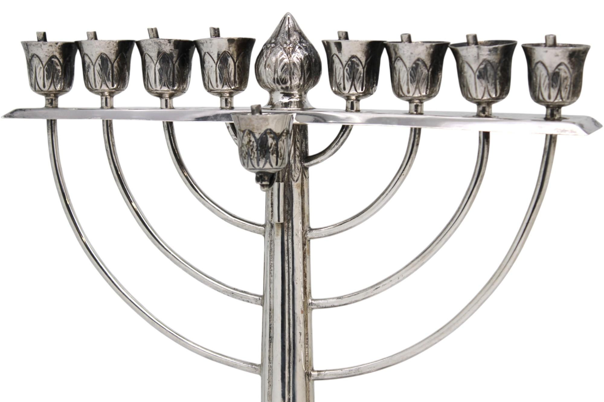 A German Silver Hanukkah Lamp, Circa 1900 In Good Condition For Sale In New York, NY