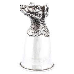 Tasse à étrier de chien de chasse en argent allemand par J. D. Schleissner & Shne vendue par Dior