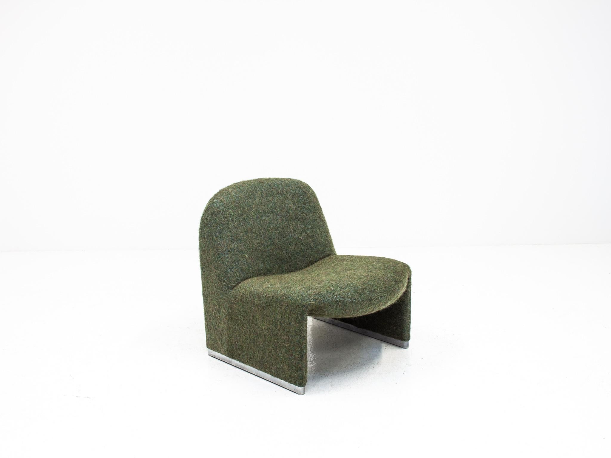 A Giancarlo Piretti “Alky” Chair In Fluffy Pierre Frey, Artifort *Customizable* 6
