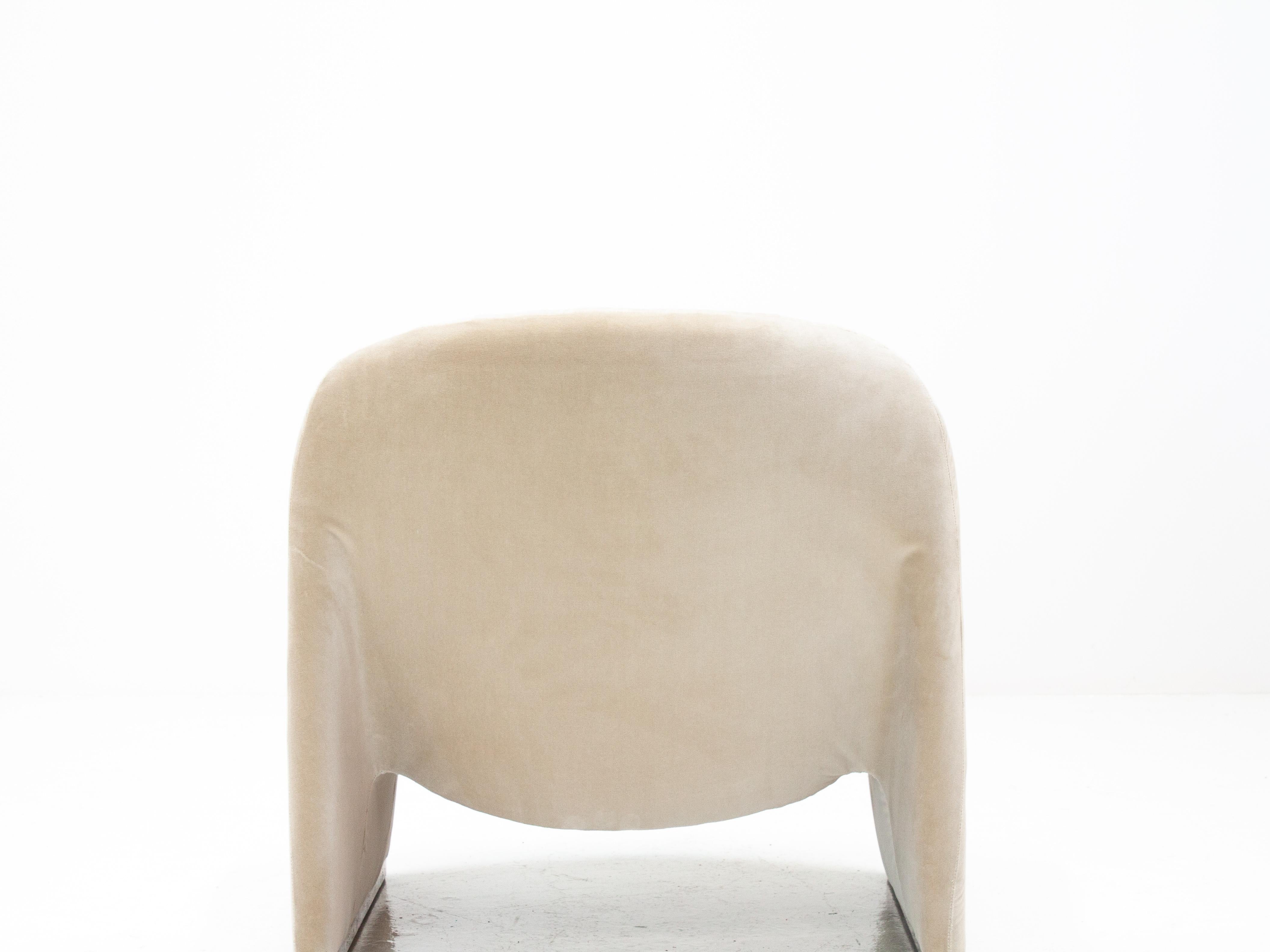 Dutch Giancarlo Piretti “Alky” Chair in New Velvet, Artifort, 1970s