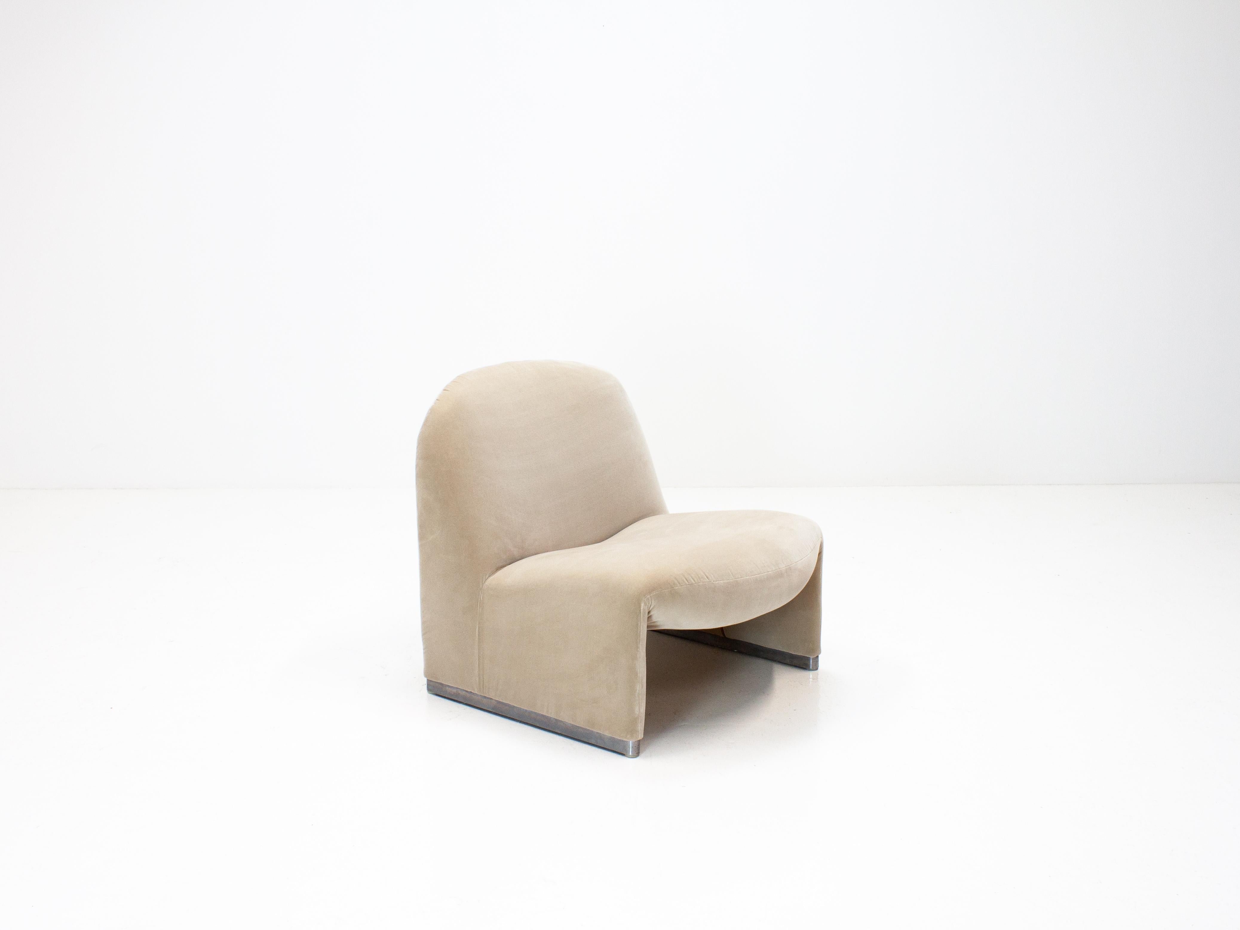 20th Century Giancarlo Piretti “Alky” Chair in New Velvet, Artifort, 1970s