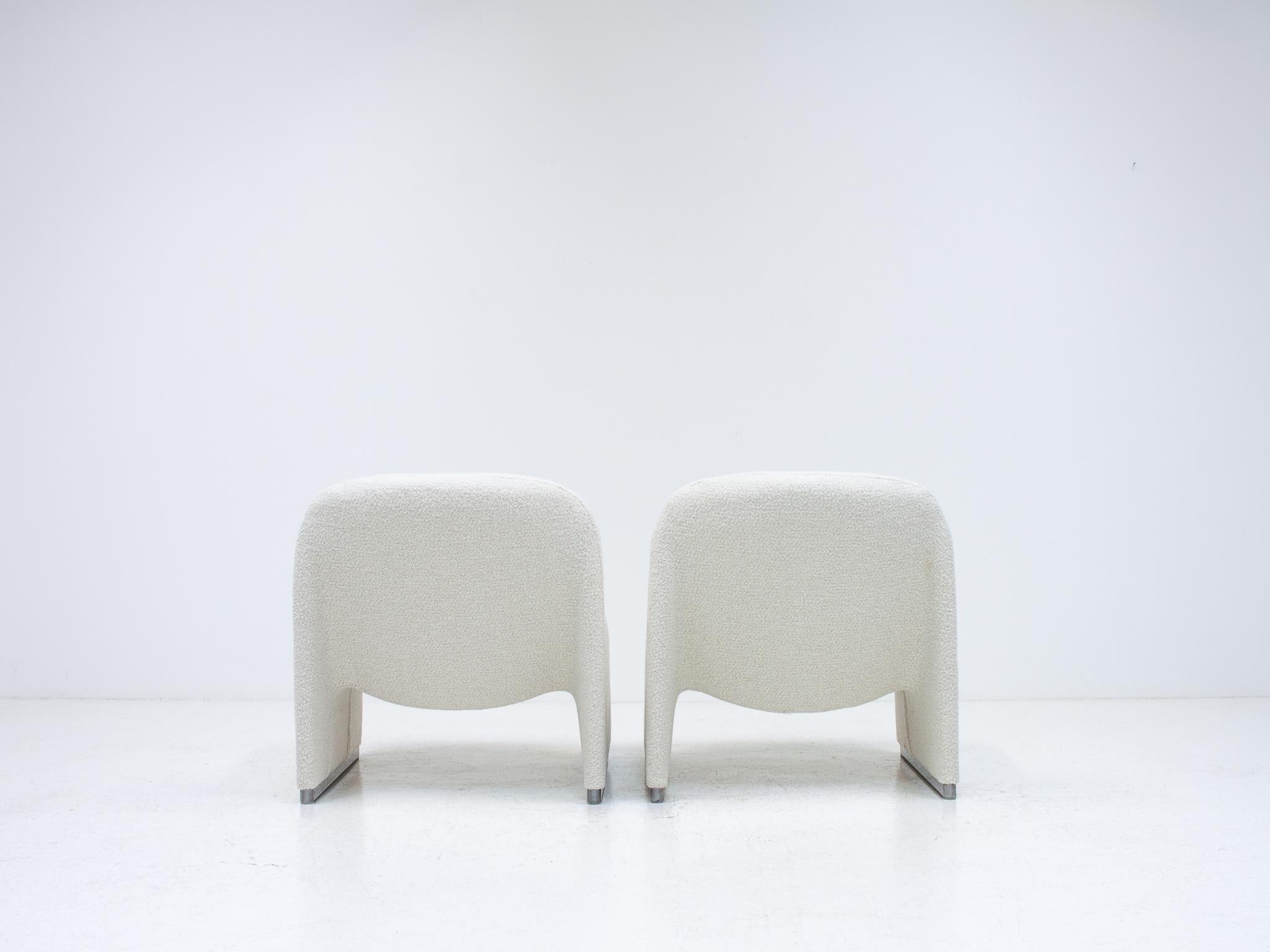 Giancarlo Piretti “Alky” Chairs In Yarn Collective bouclé *Customizable* For Sale 7