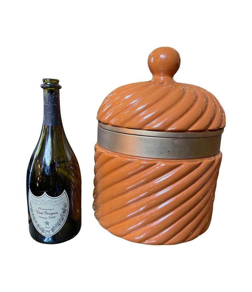 Un gigantesque seau à glaçure italien des années 1970 en céramique et laiton de Tommaso Barbi Bon état - En vente à London, GB