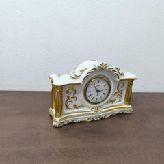 Un murmure doré du temps - Horloge de cheminée LANDEX vintage avec ornementation classique