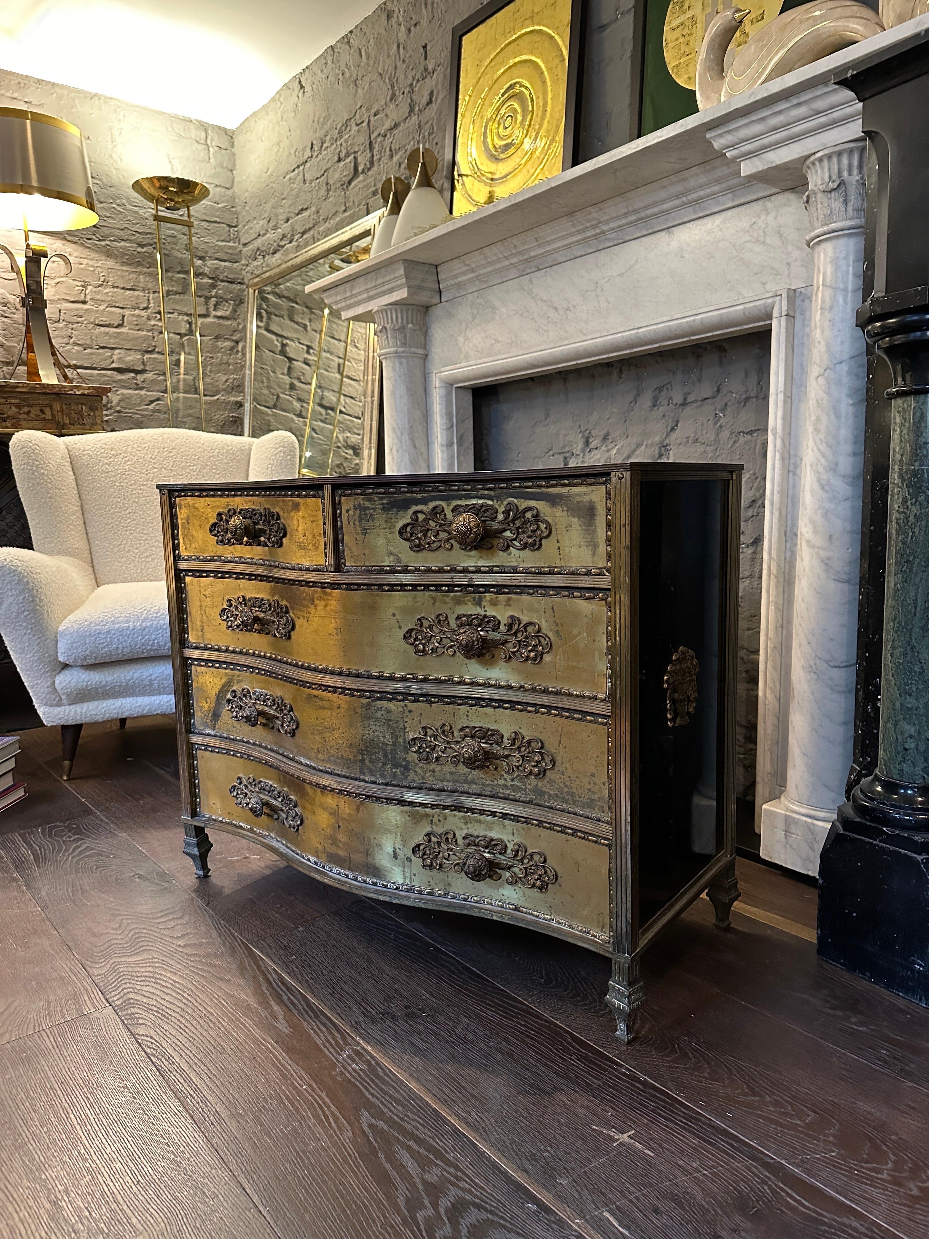 A Gilt Brass And Black Glass Serpentine Front Commode  For Sale 11