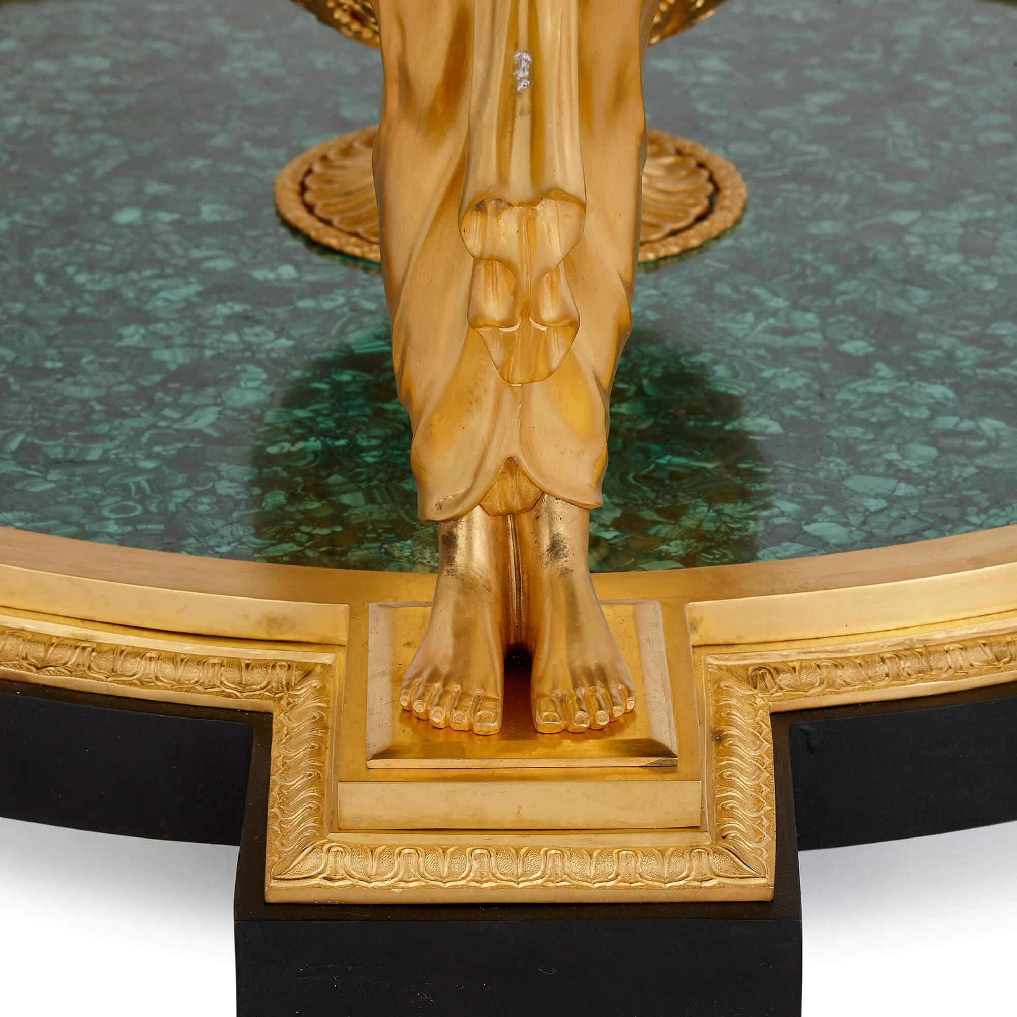 Tisch „Aux Caryatides“ aus vergoldeter Bronze und Malachit im Empire-Stil nach Desmalter im Angebot 3